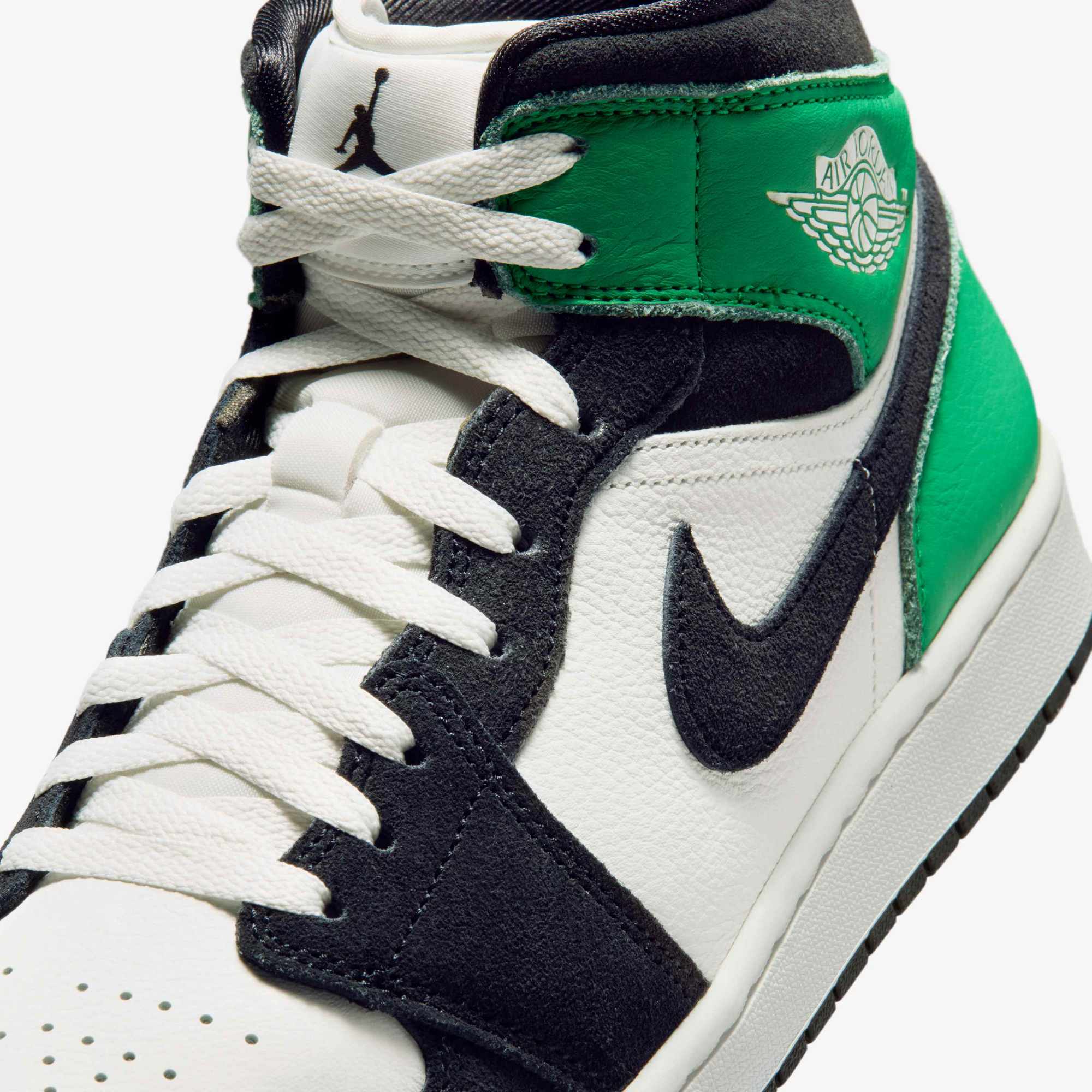 Zoom image
