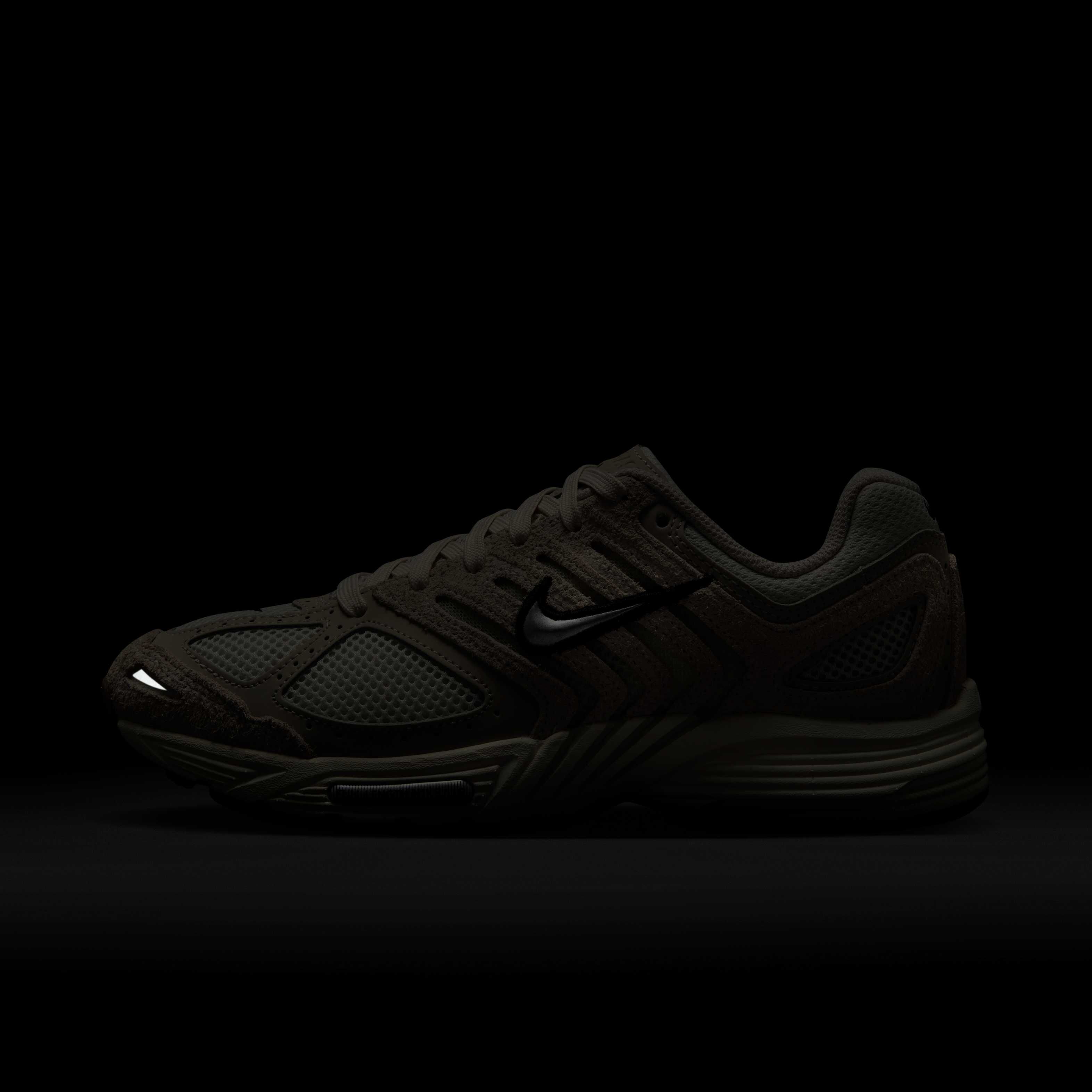 Nike Air Pegasus 2005 image number 10