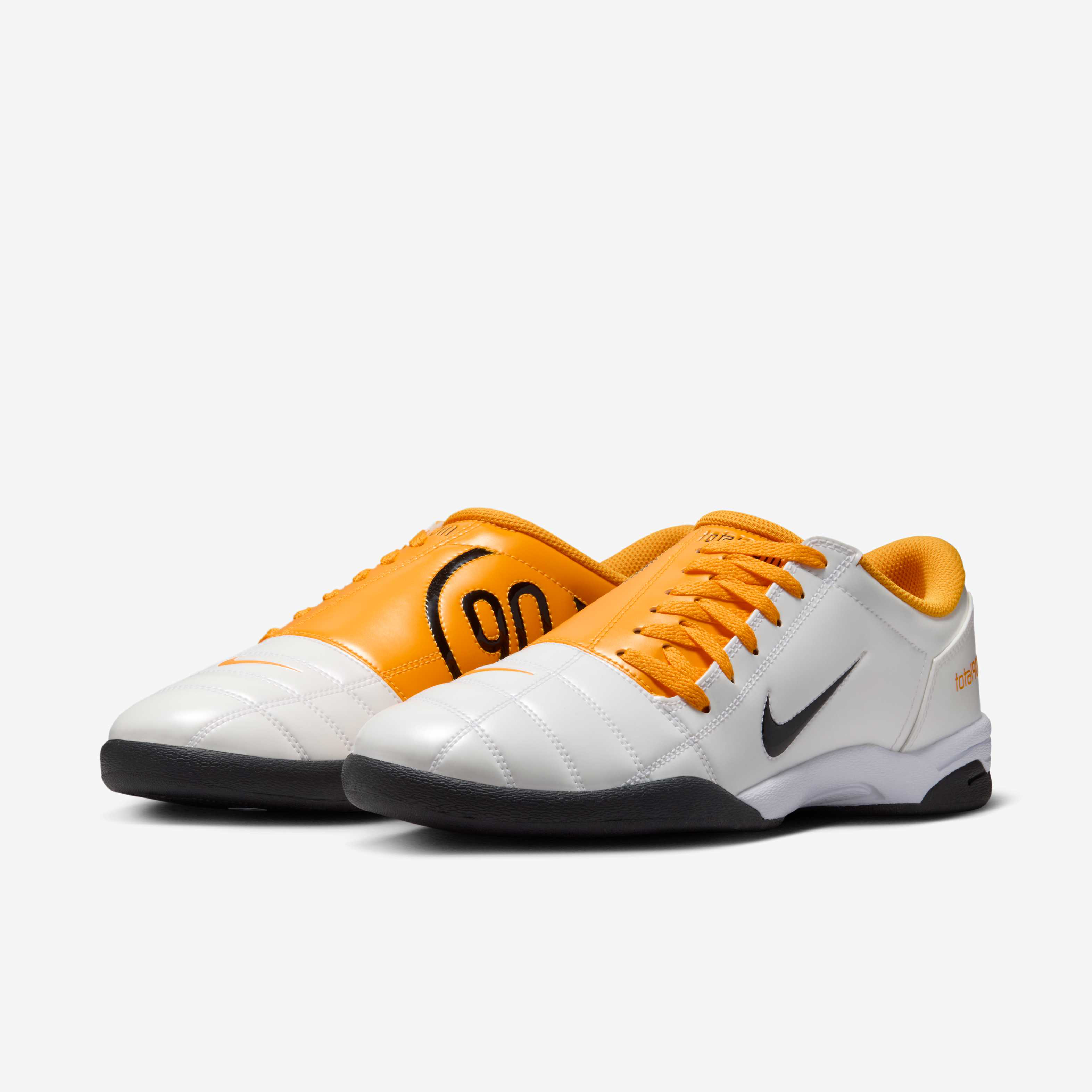 Nike Total 90 image number 4