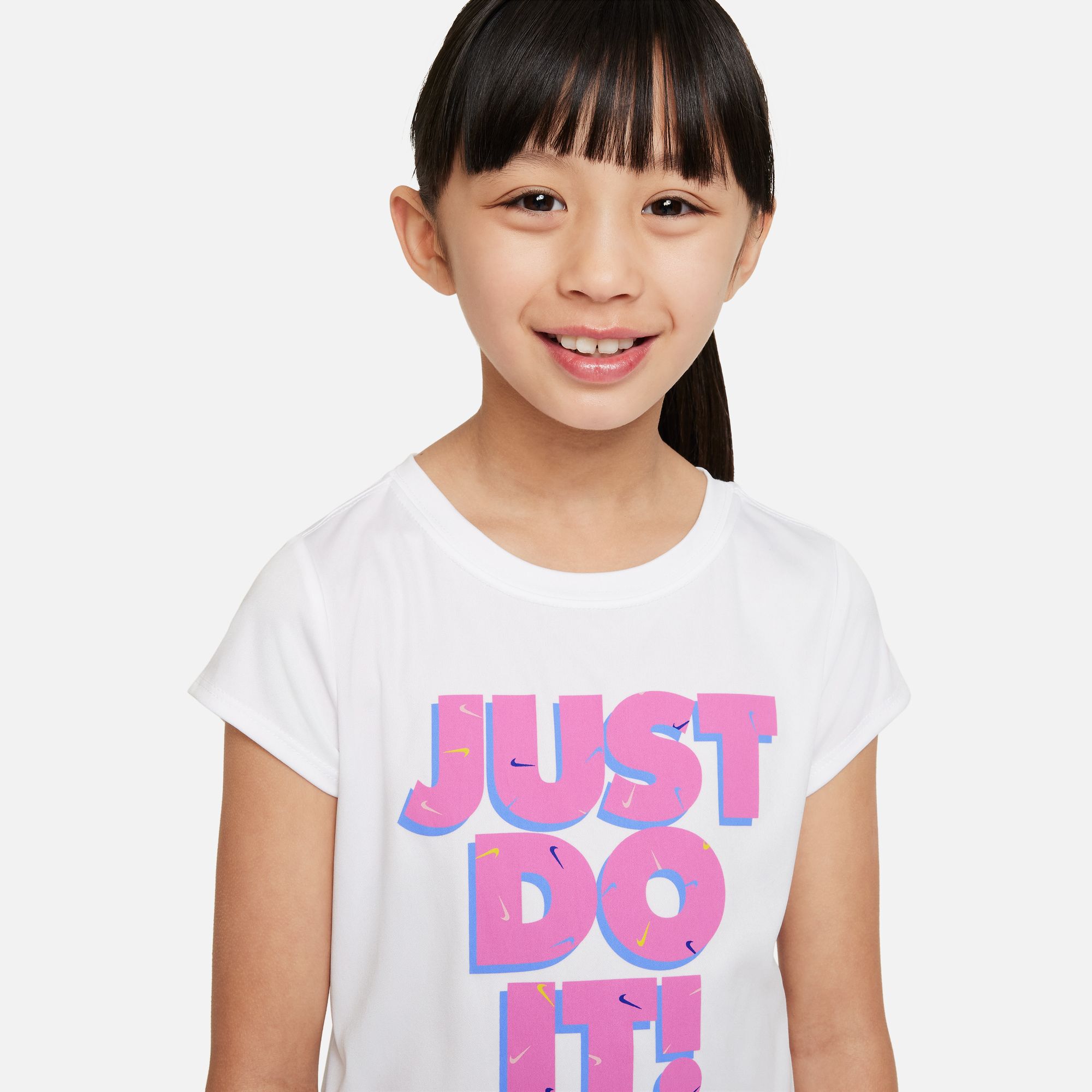 طقم شورت نايكي سووش لوجو تيمبو image number 1