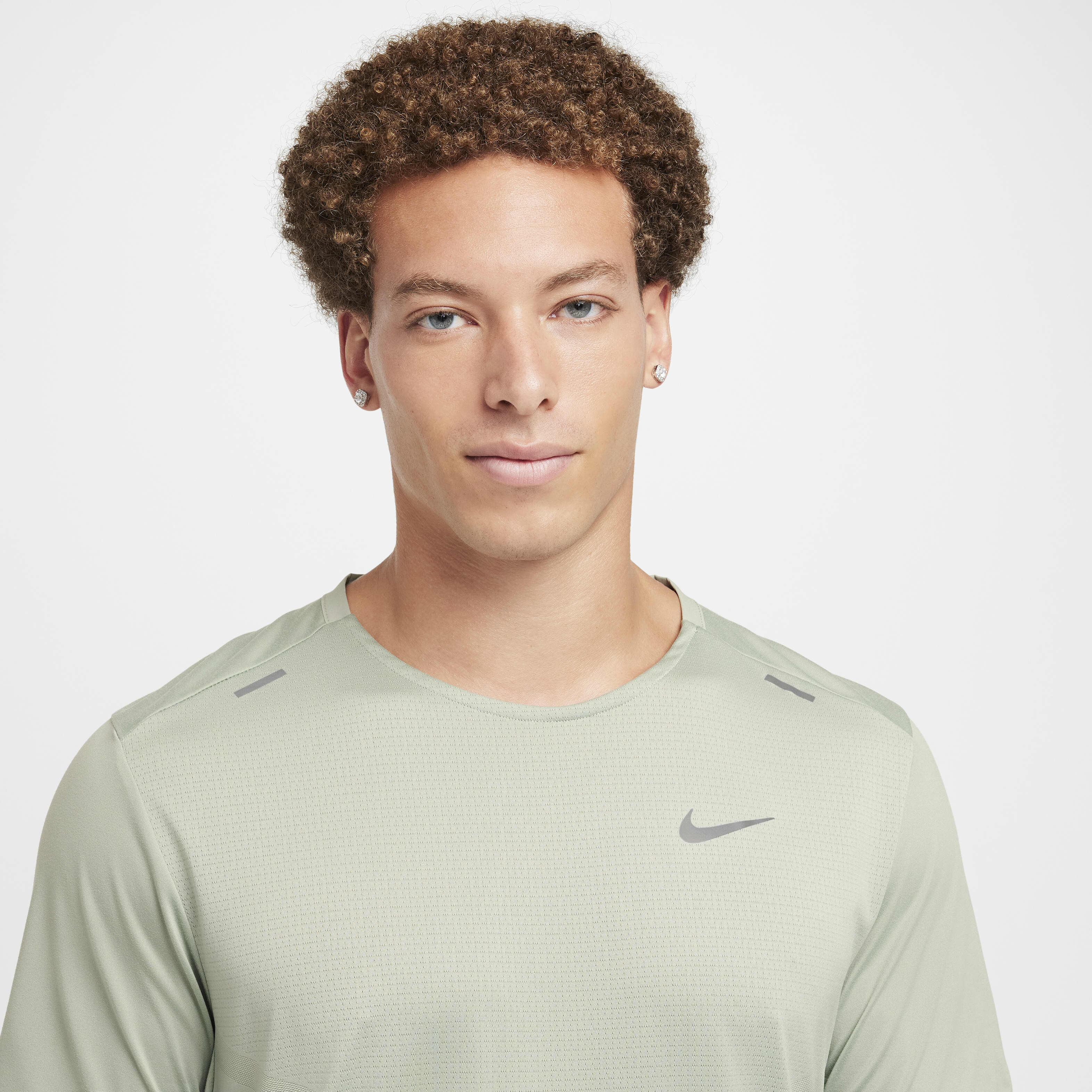 Buy Nike Rise 365 Men s Dri FIT Short Sleeve Running Top Nike Saudi Official