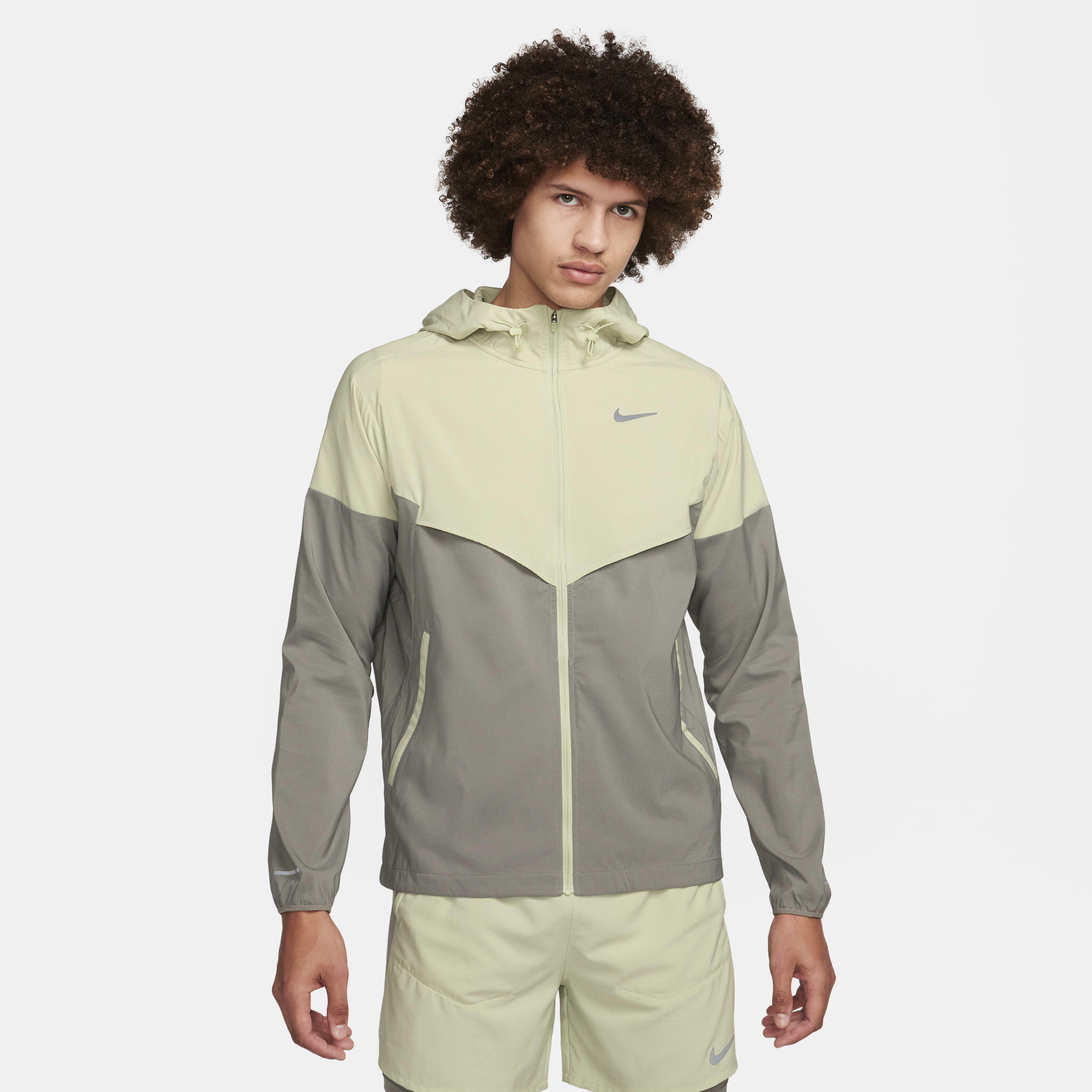Nike Windrunner image number 0