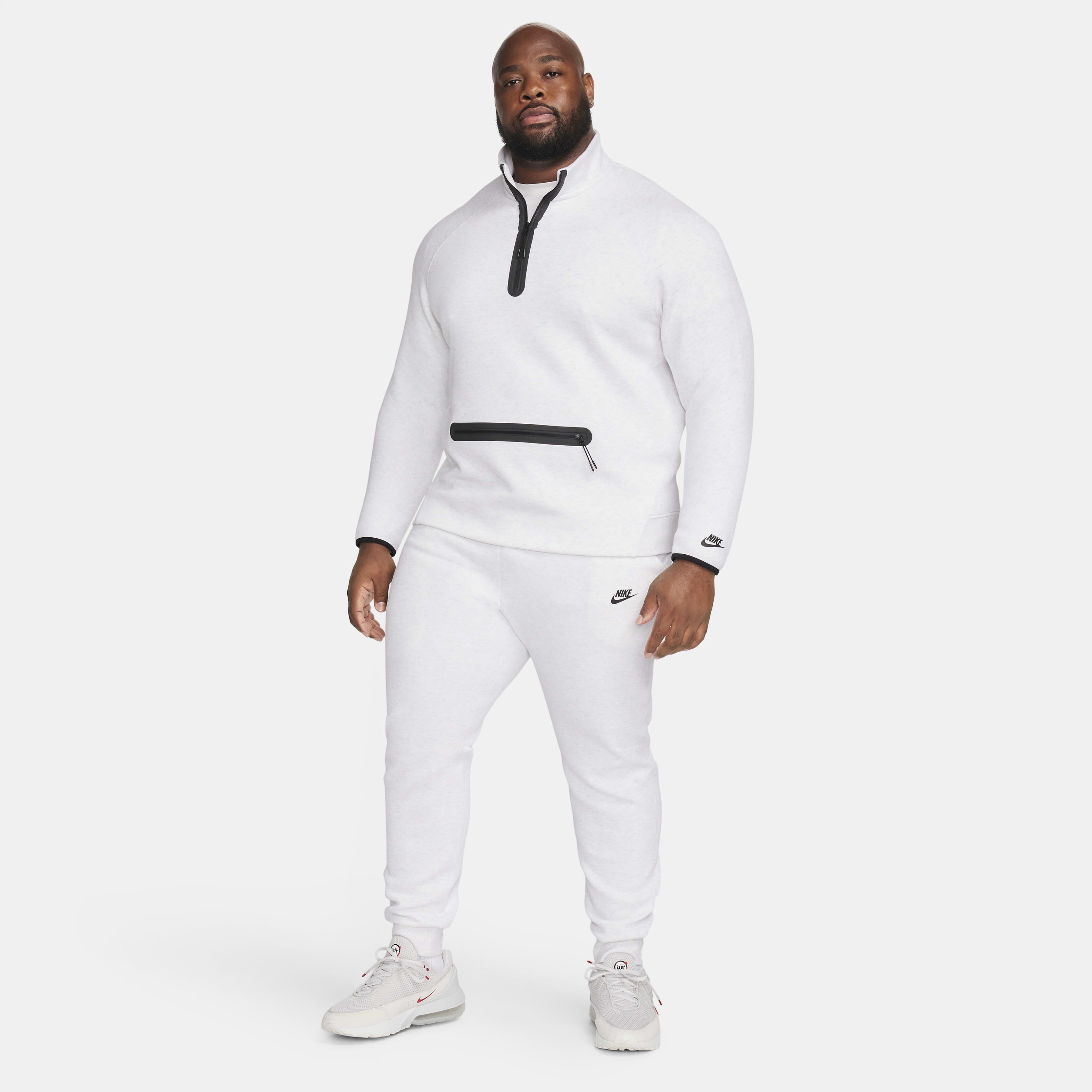 Nike Sportswear Tech Fleece image number 18