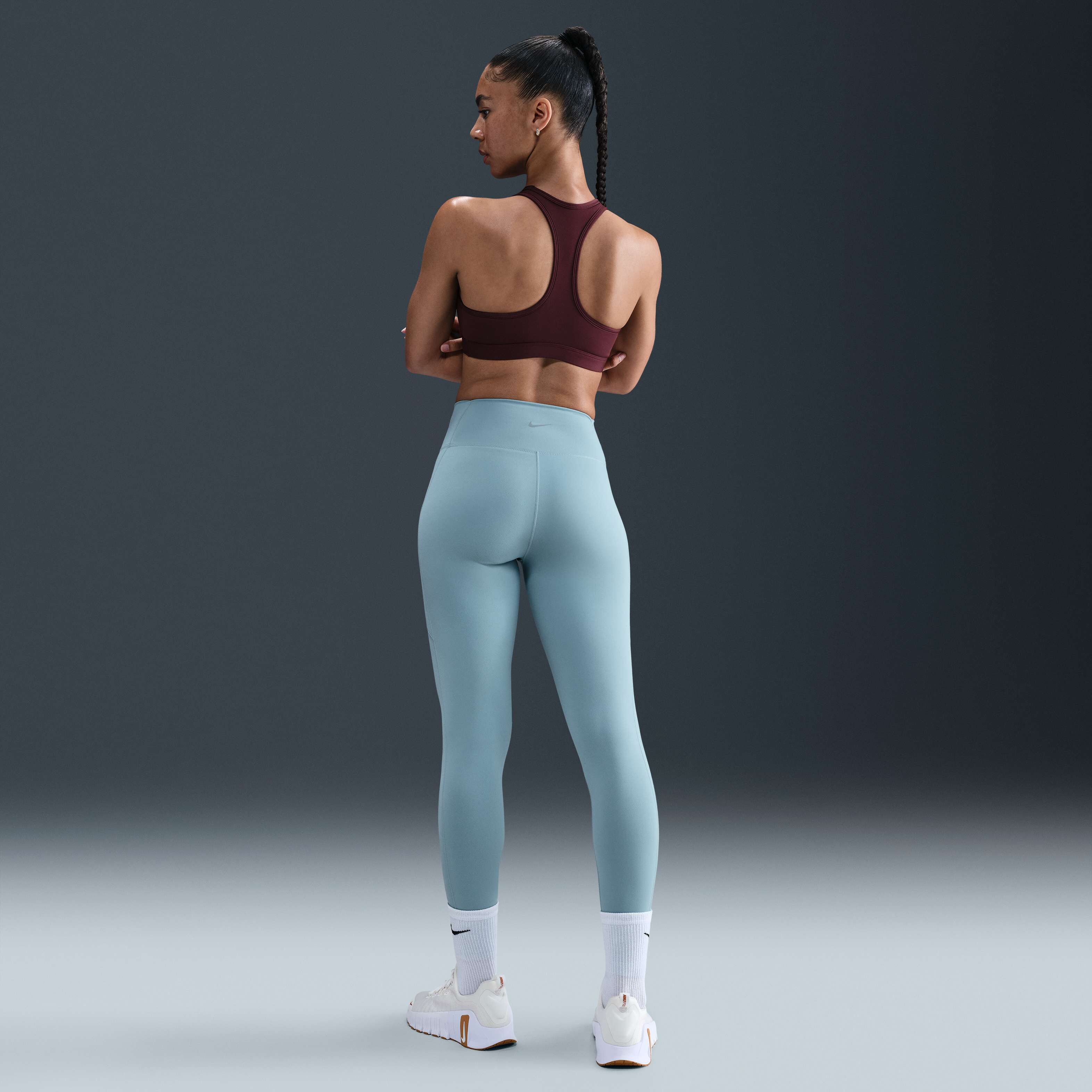 Nike Swoosh Medium-Support image number 4