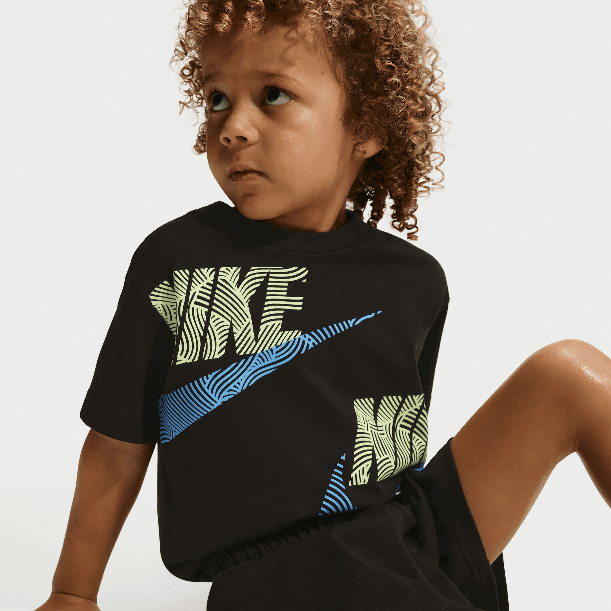 Nike Sportswear In The Zone image number 6
