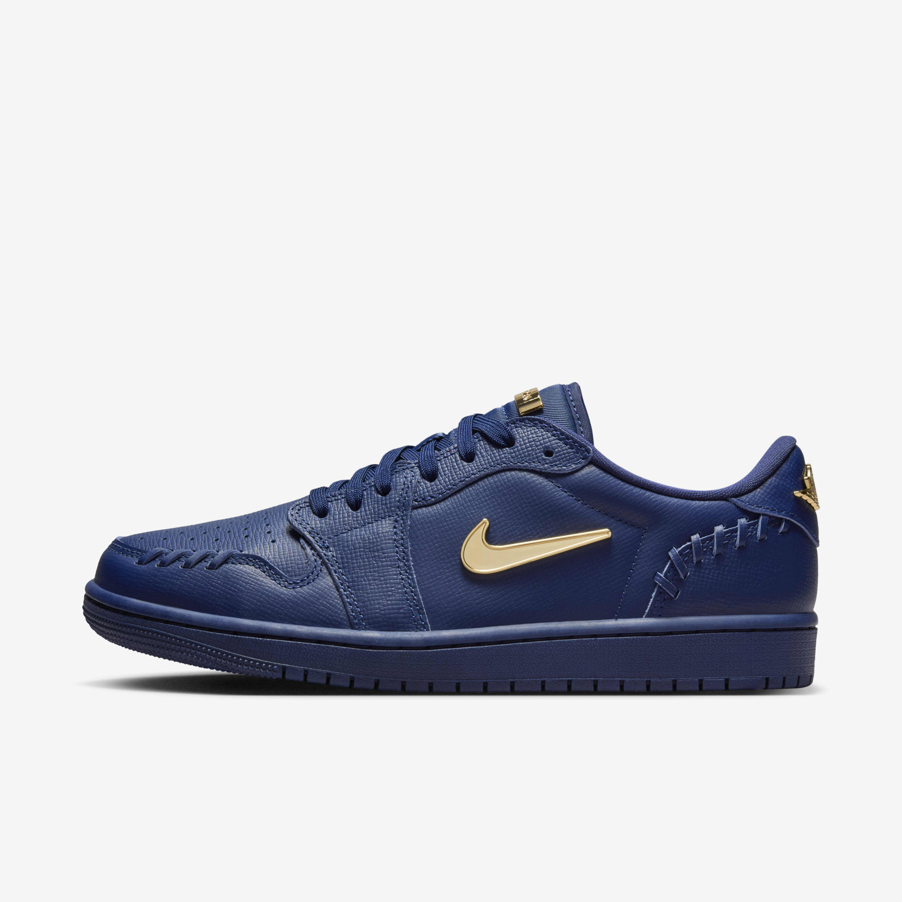 Buy Air Jordan 1 Low Method of Make Women's Shoes - Midnight Navy/Midnight  Navy/Metallic Gold | Nike Saudi Official