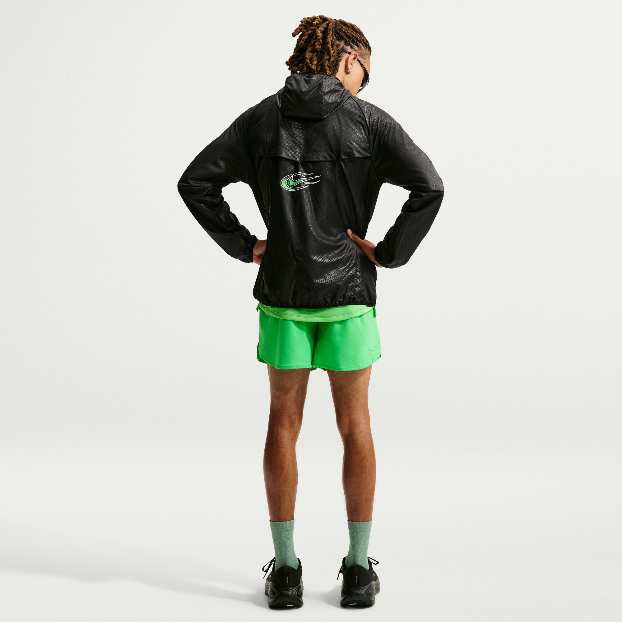 Nike Stride image number 1