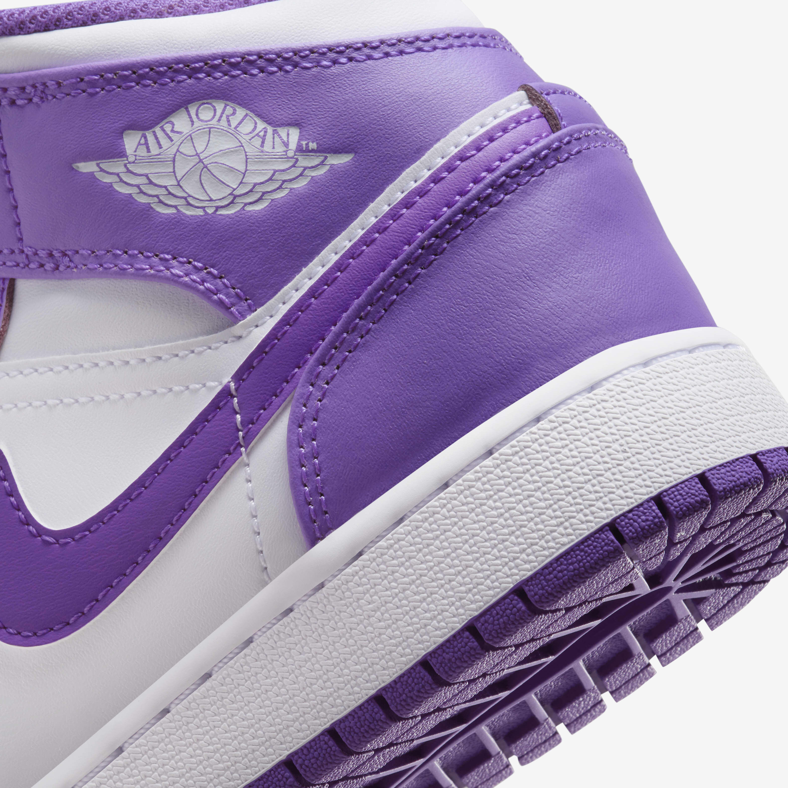 اير جوردن 1 ميد image number 7