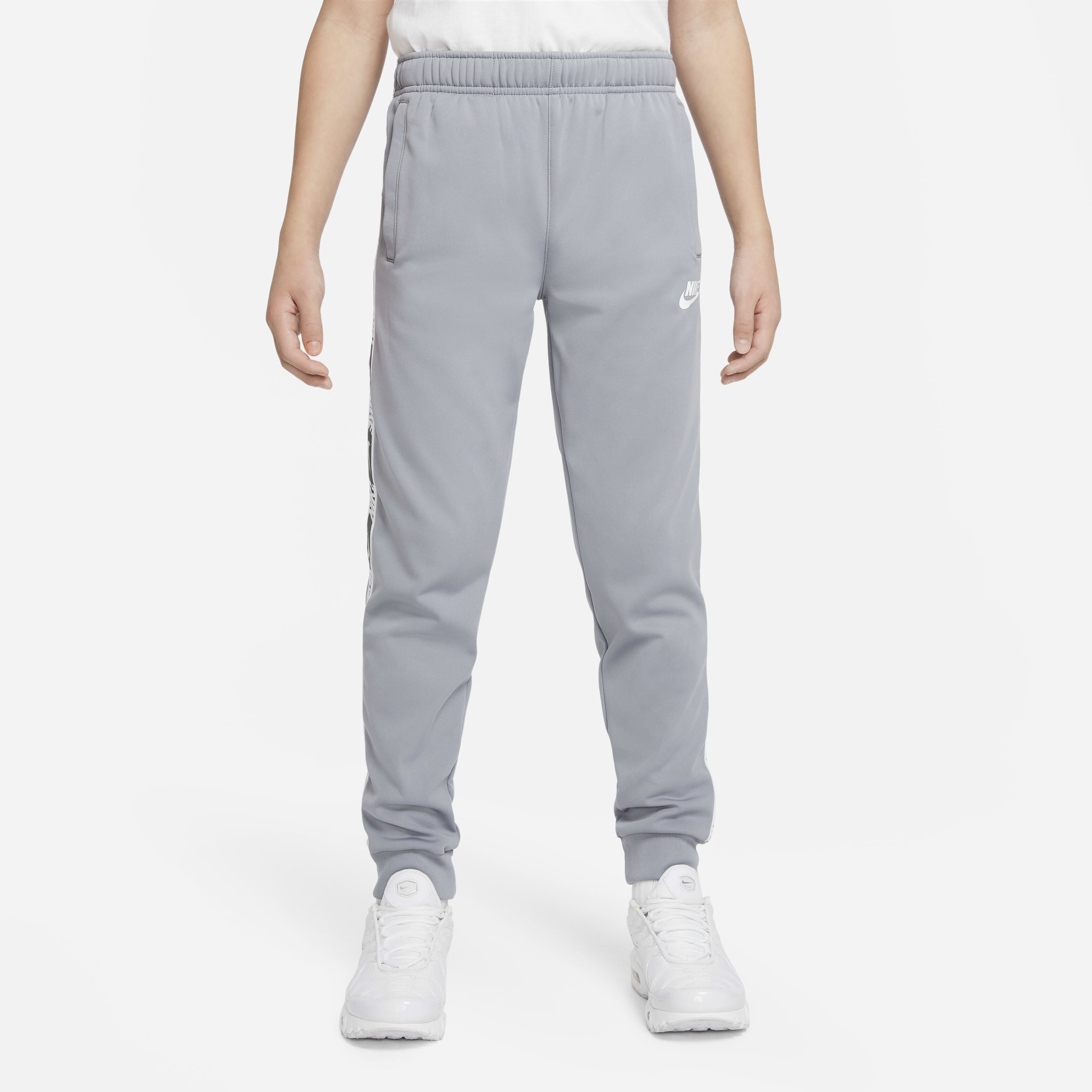 نايكي سبورتسوير image number 0