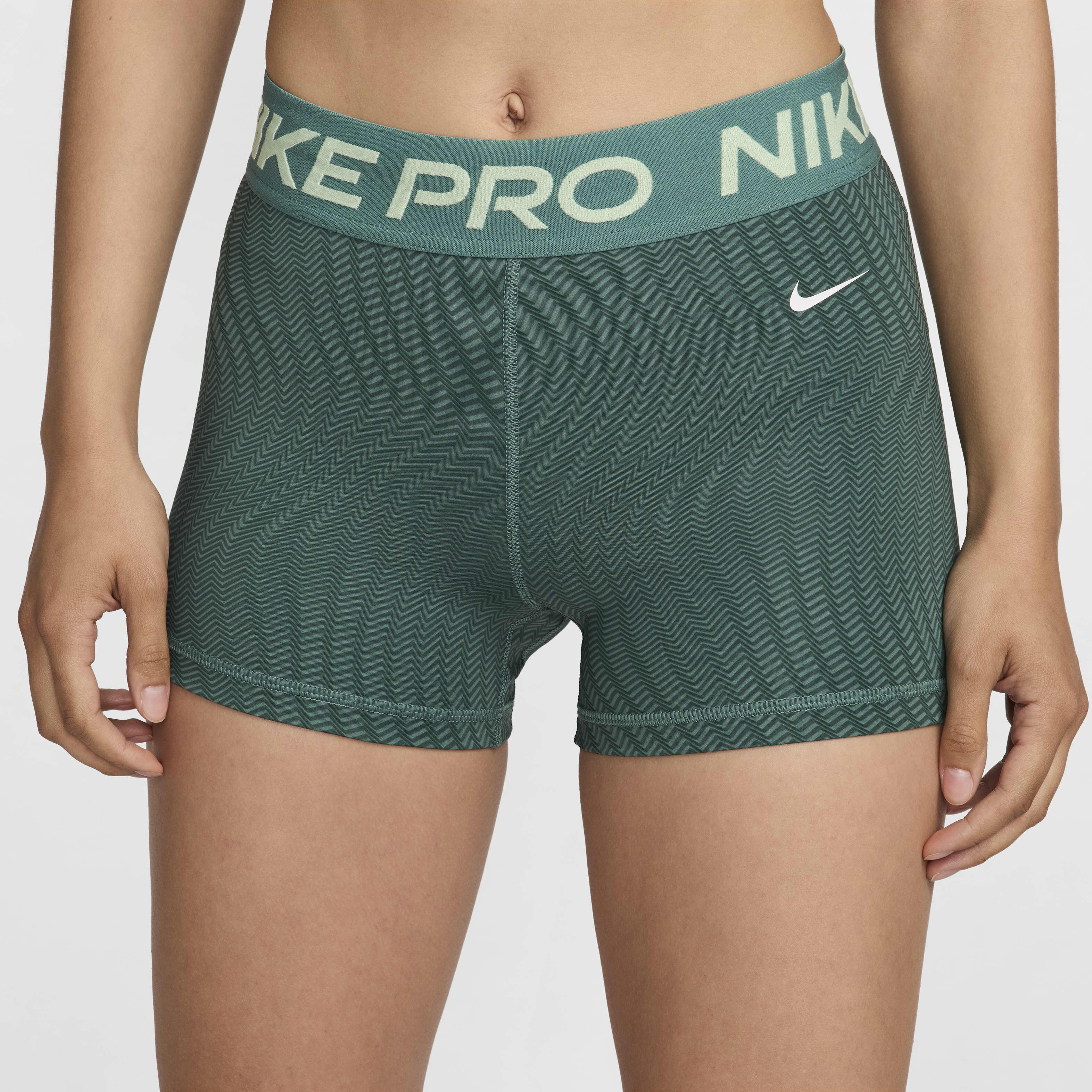 Nike Pro image number 1