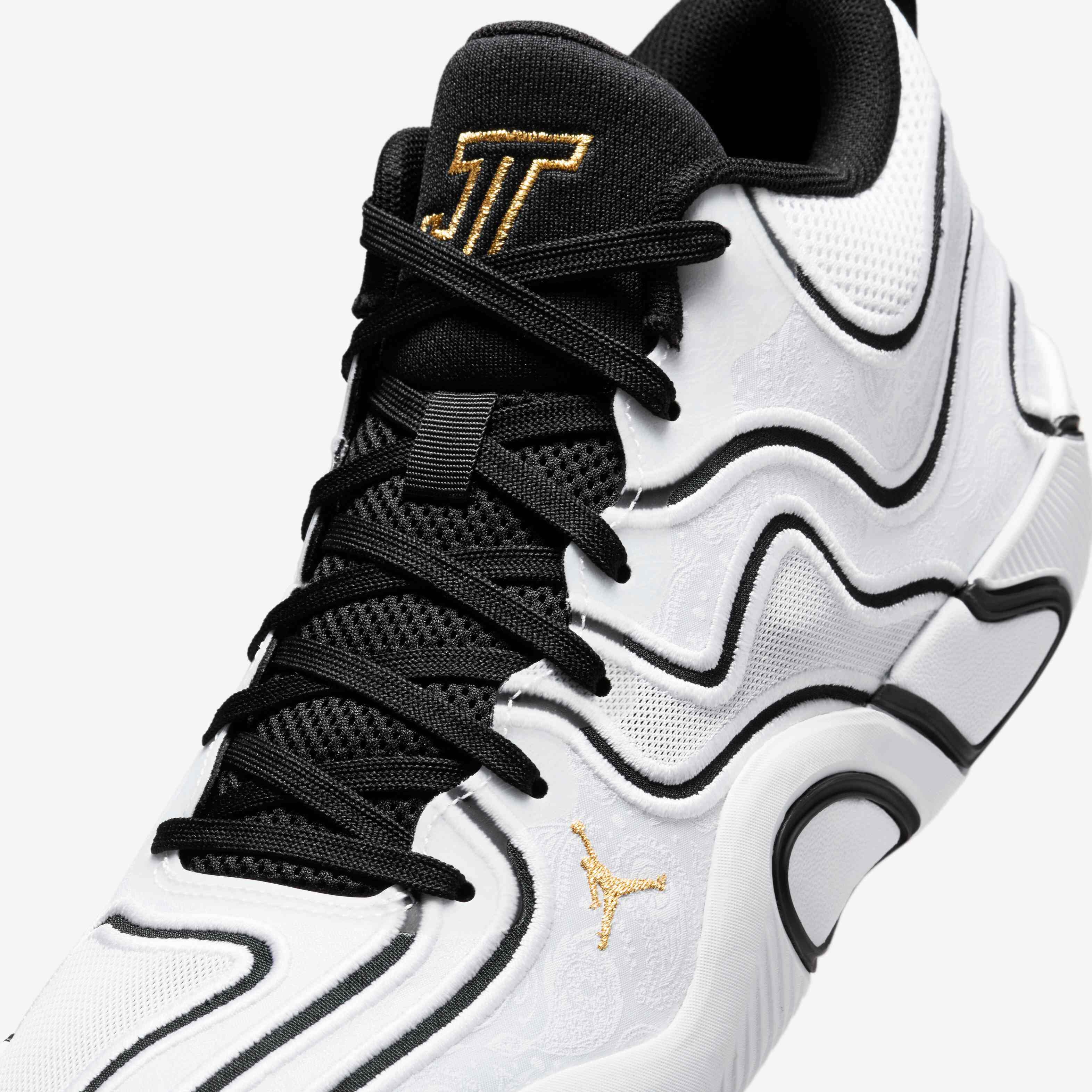 Tatum 3 'Tunnel Walk' image number 6