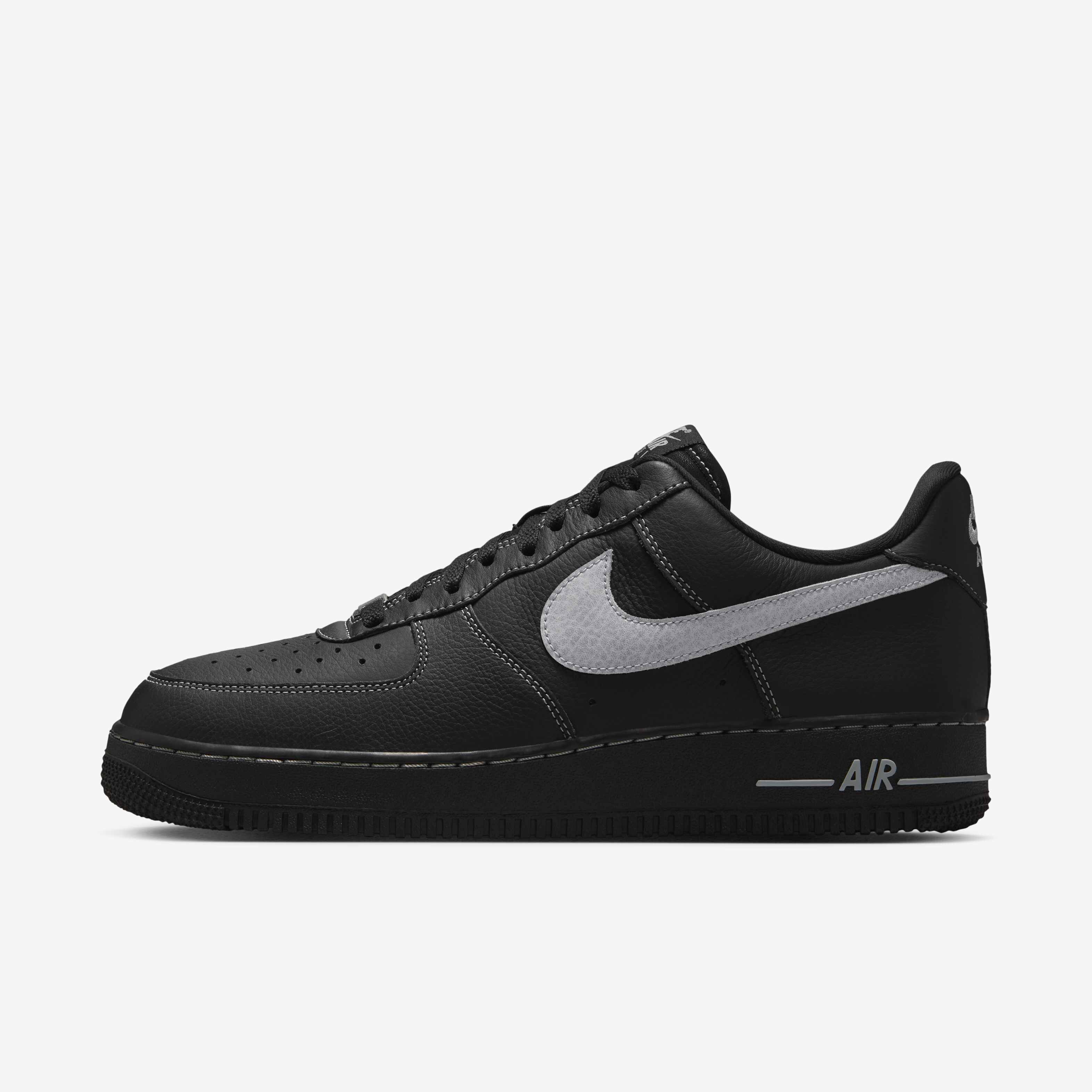 Nike Air Force 1 '07 LV8 image number 0
