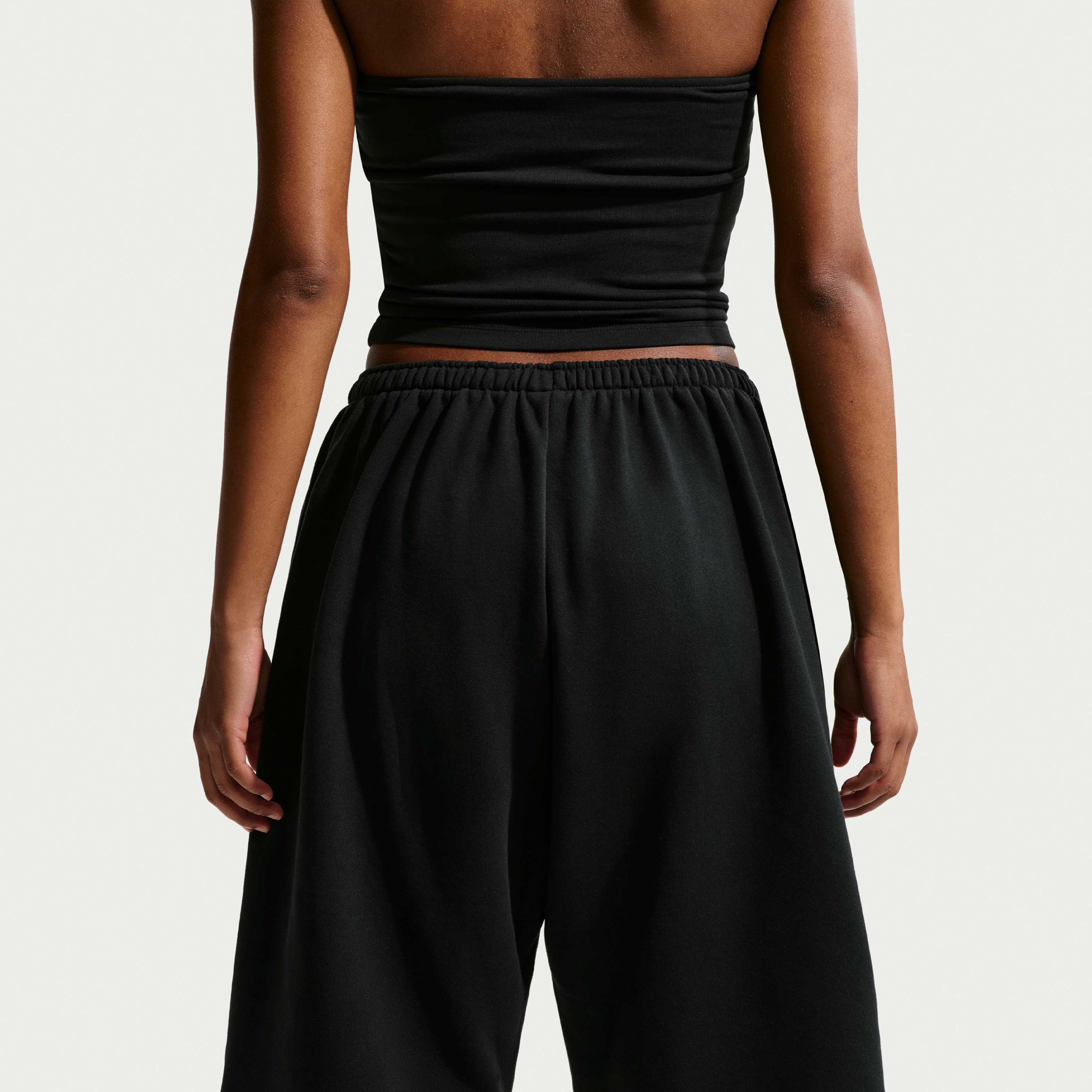 نايكي سبورتسوير image number 2