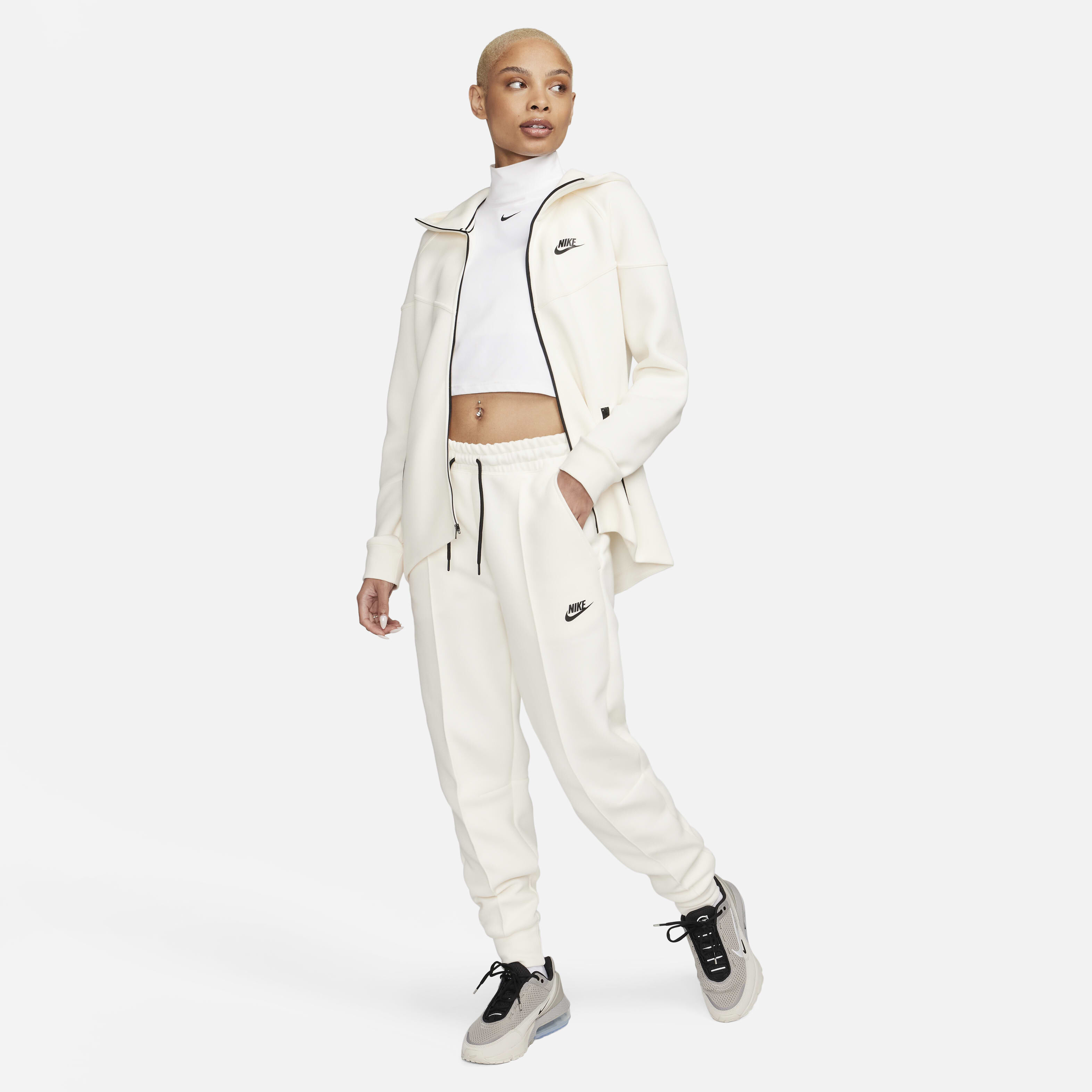 Nike Sportswear Tech Fleece image number 7