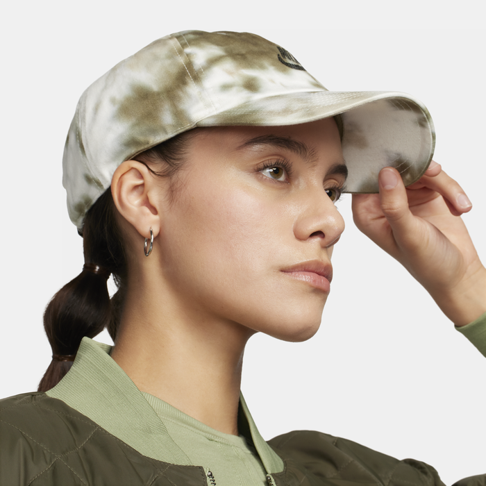 Nike khaki online baseball cap