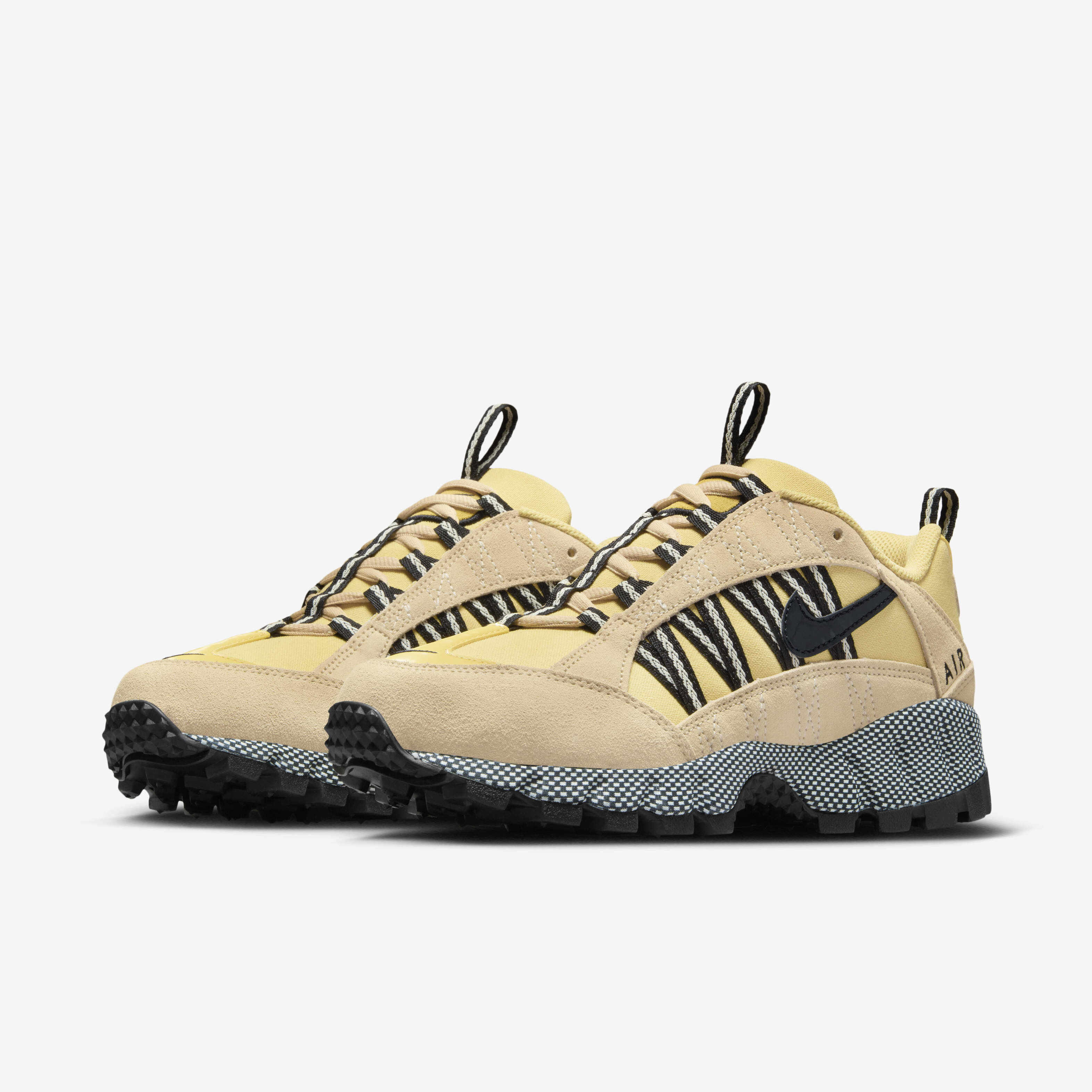 Buy Nike Air Humara Women s Shoes Nike Saudi Official