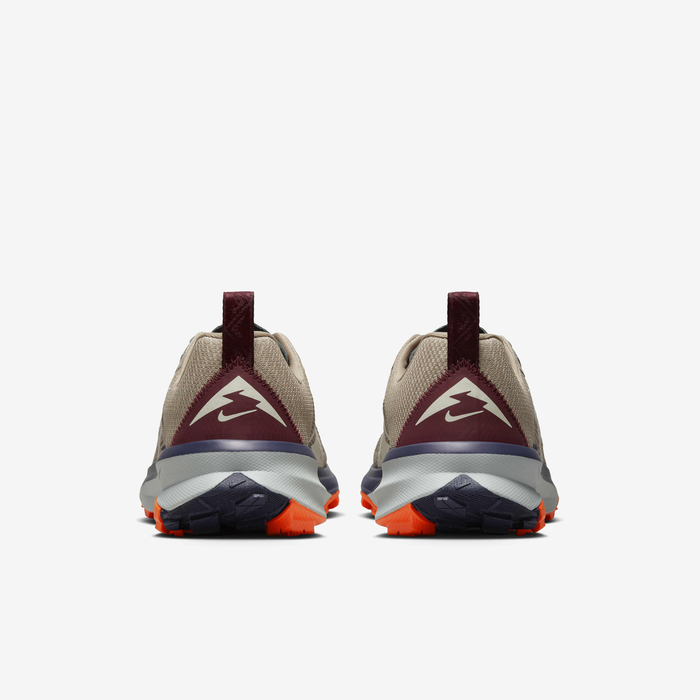 نايكي كيجر 9 image number 5 نايكي كيجر 9 image number 5