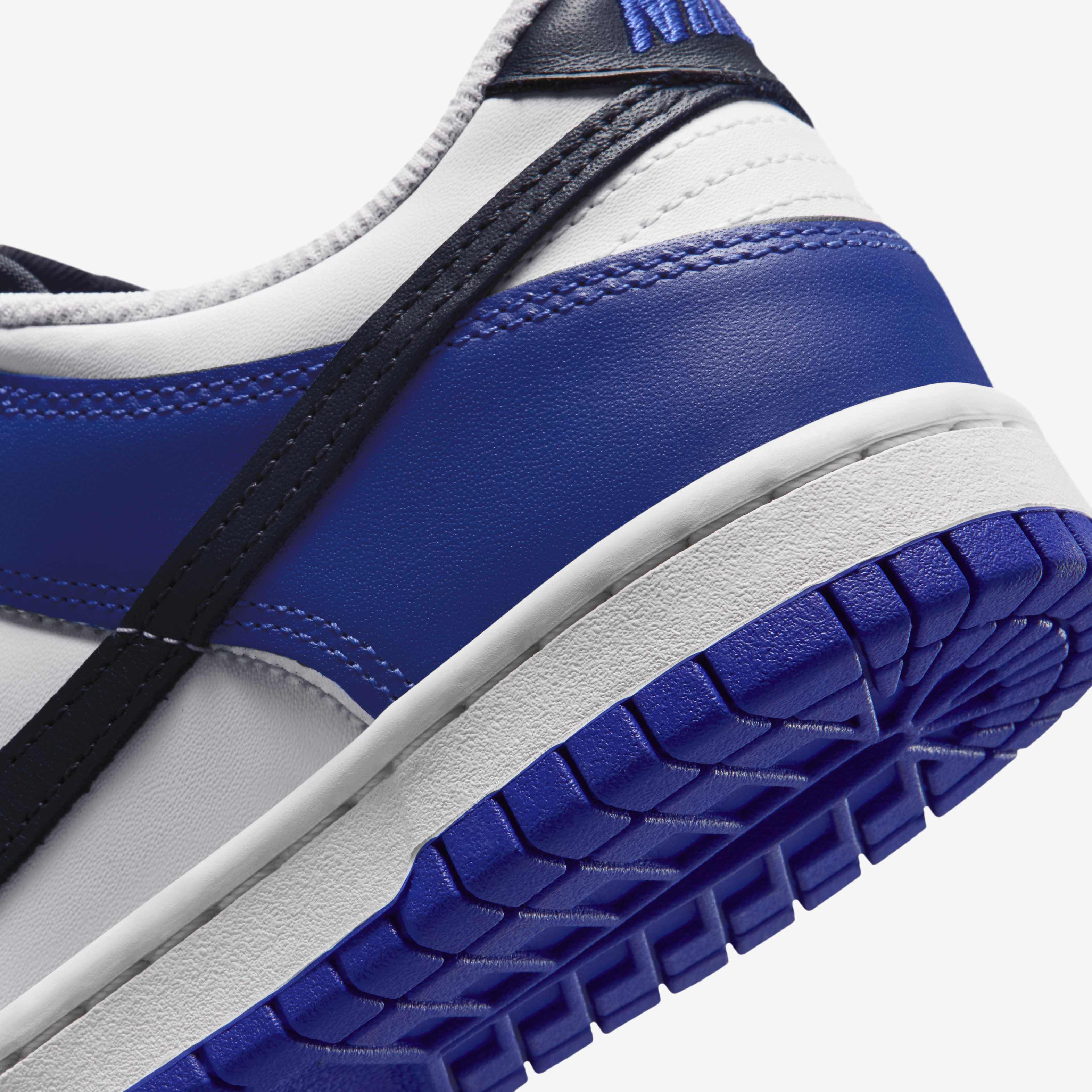 Nike Dunk Low image number 7