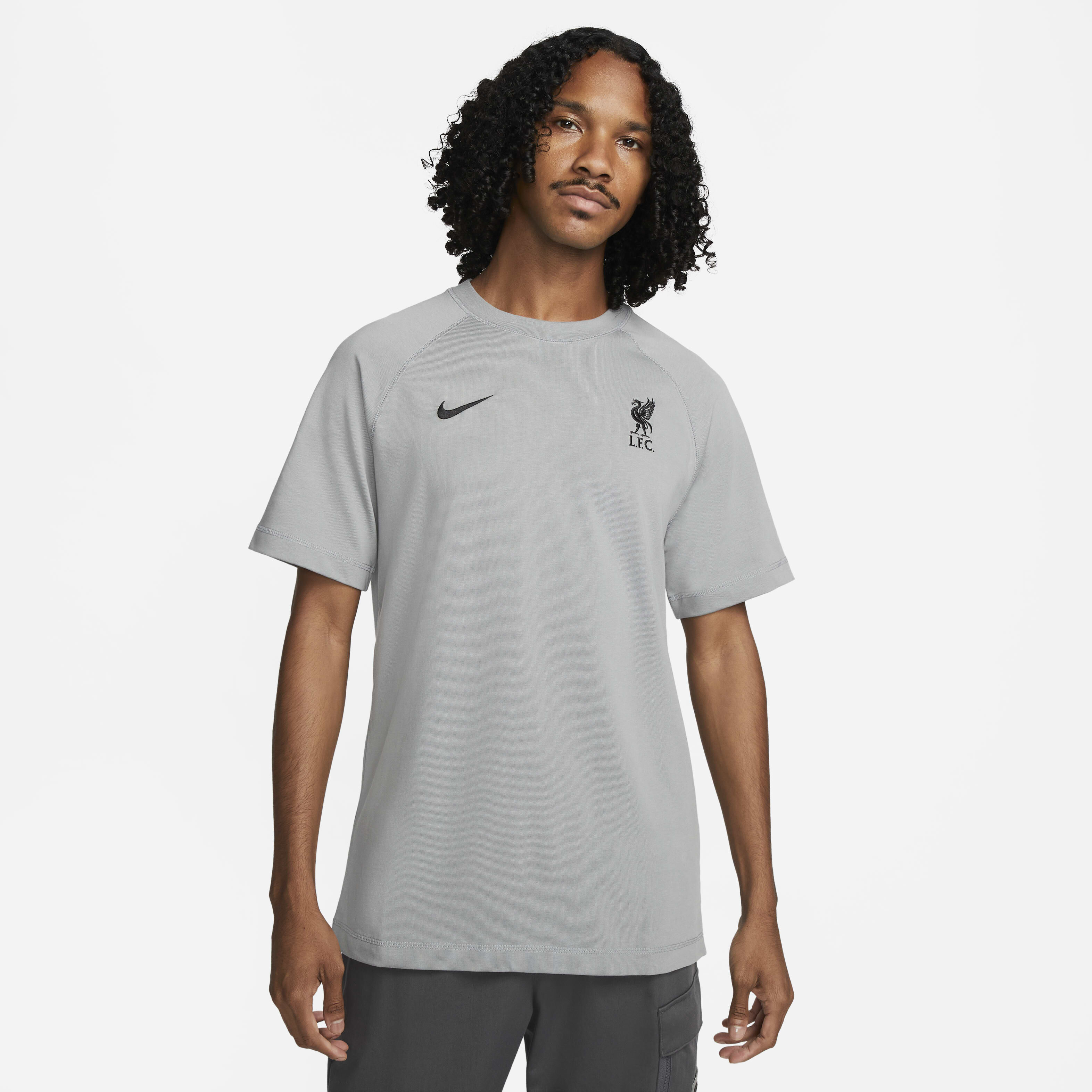 Liverpool fc travel graphic tee hotsell