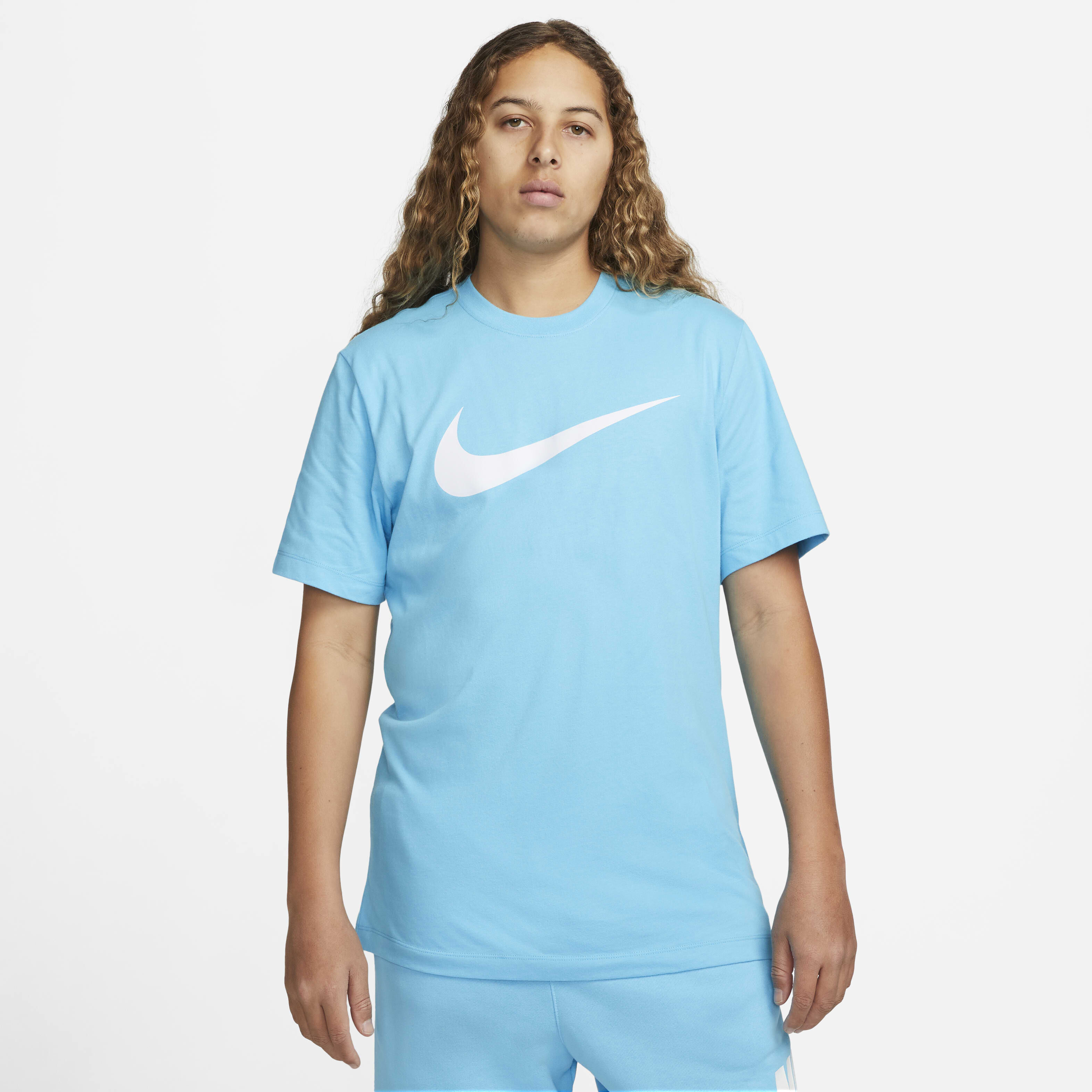 Nike Sportswear Swoosh image number 0
