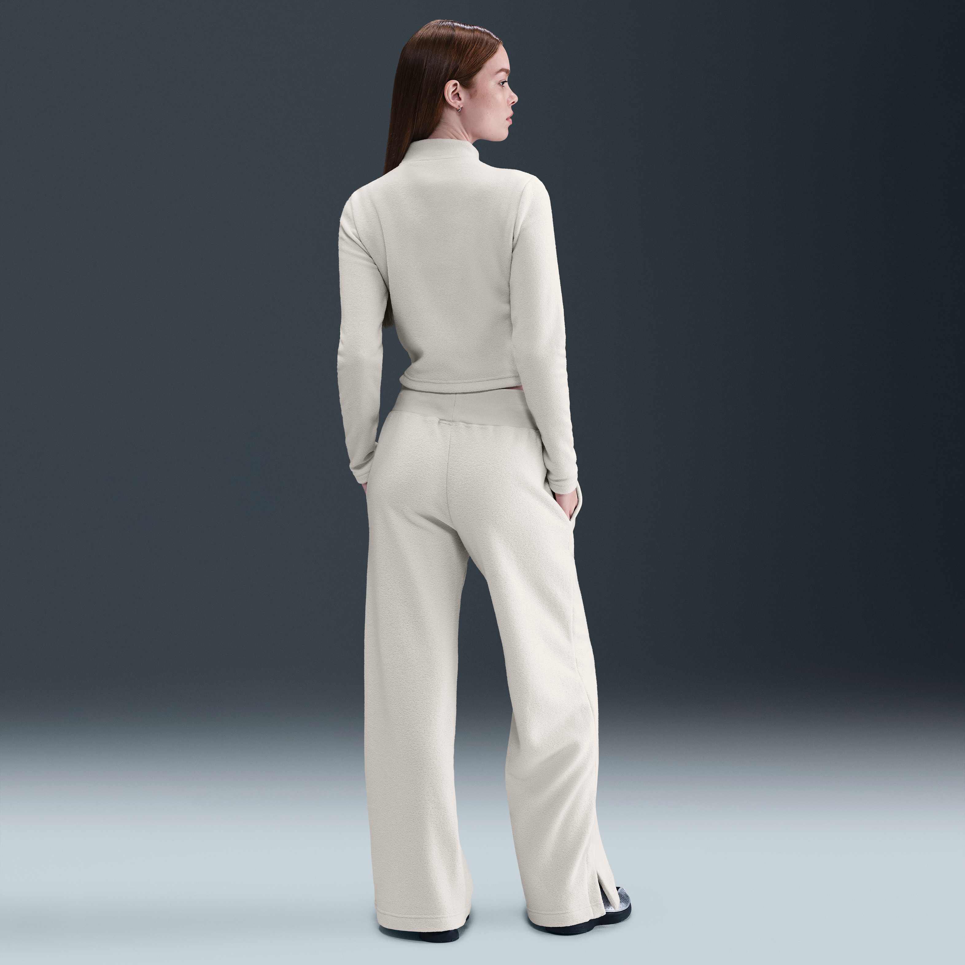 Nike Sportswear Phoenix Plush image number 4