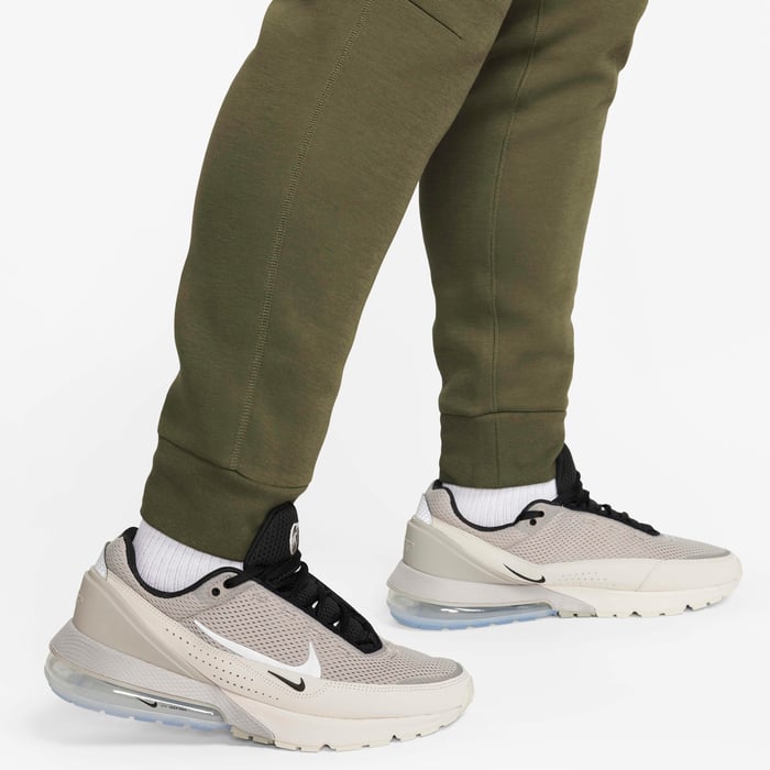 Nike Sportswear Tech Fleece image number 16 Nike Sportswear Tech Fleece image number 16