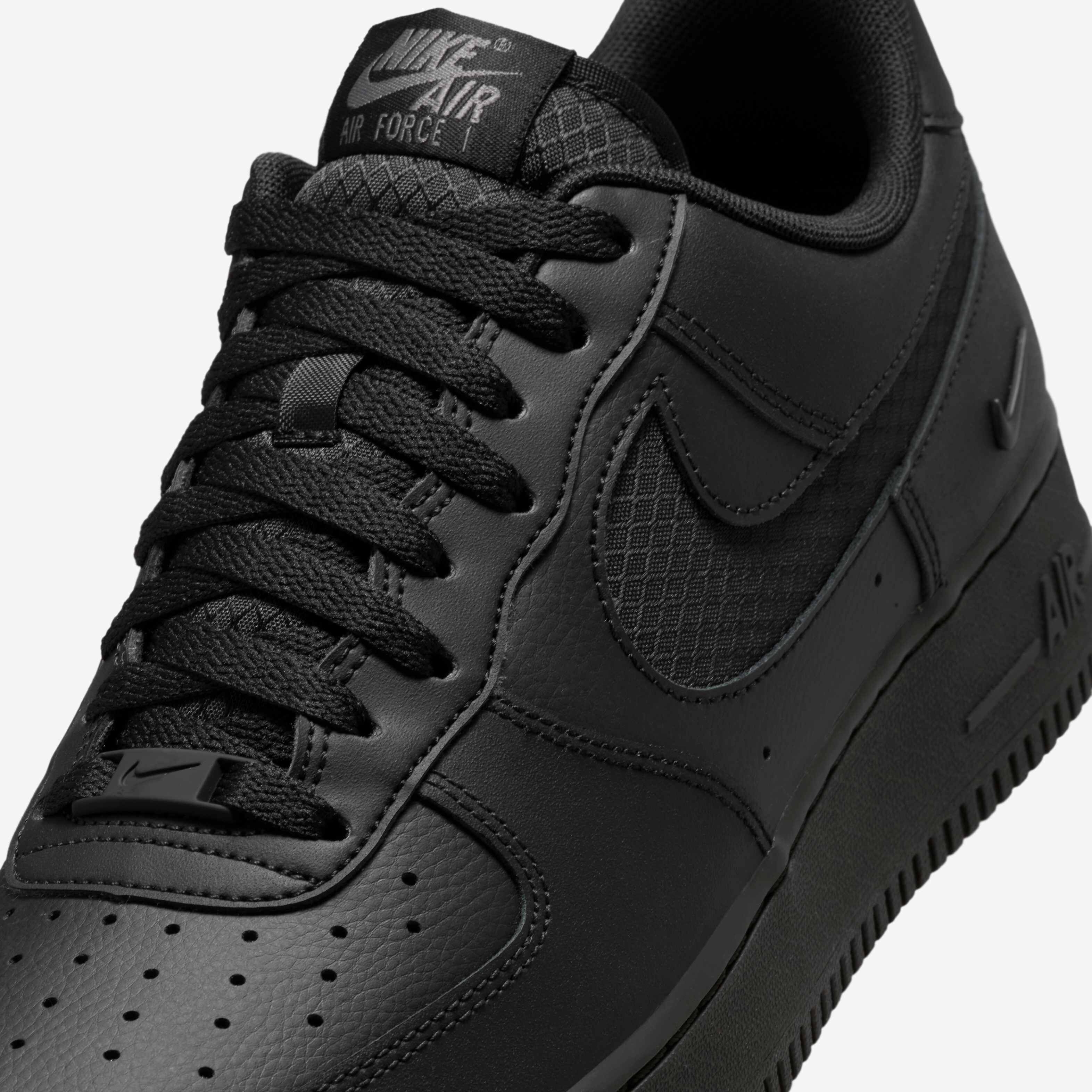 Nike Air Force 1 '07 LV8 image number 6