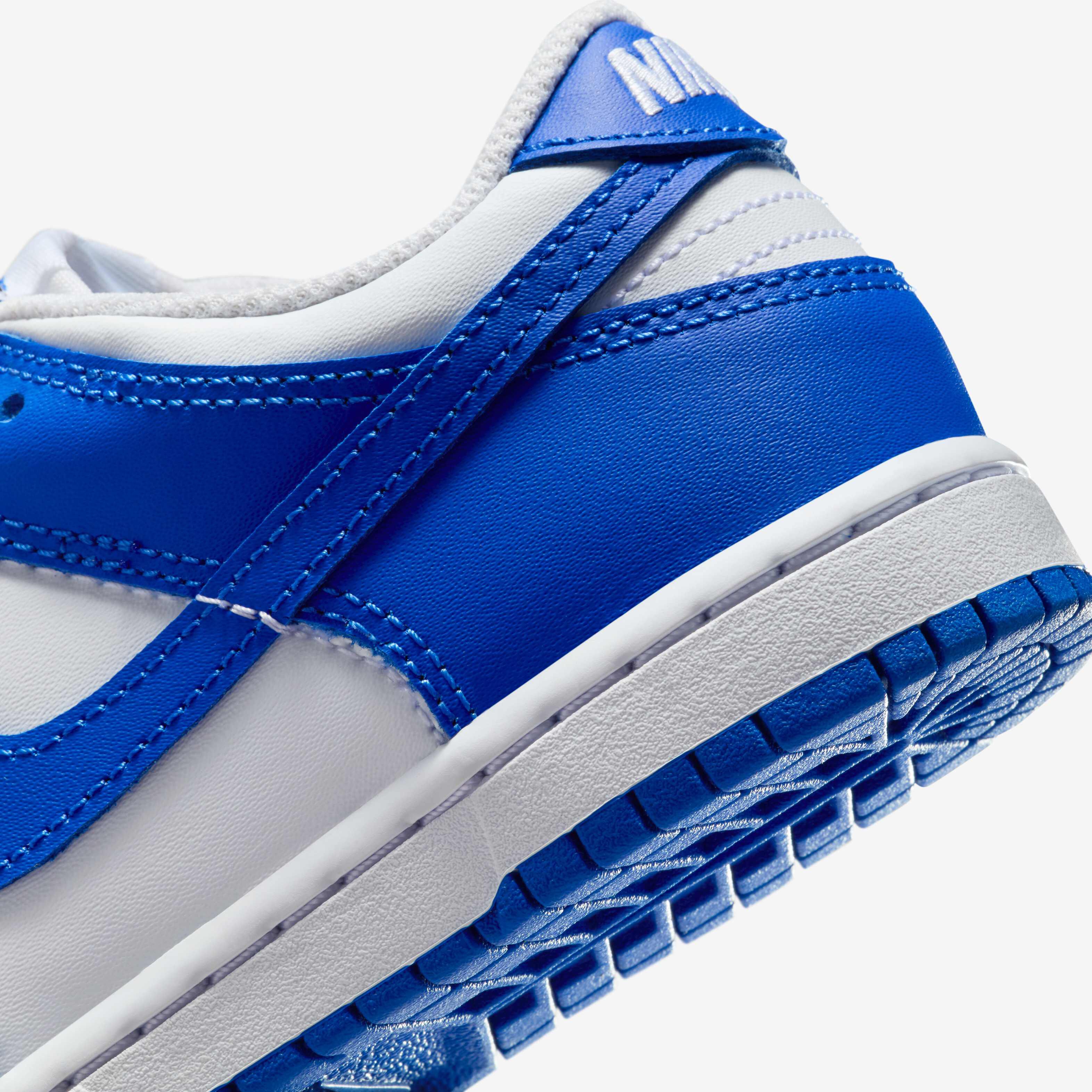 Nike Dunk Low image number 7