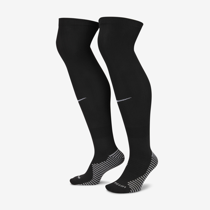 Nike Dri-FIT Strike image number 0 Nike Dri-FIT Strike image number 0