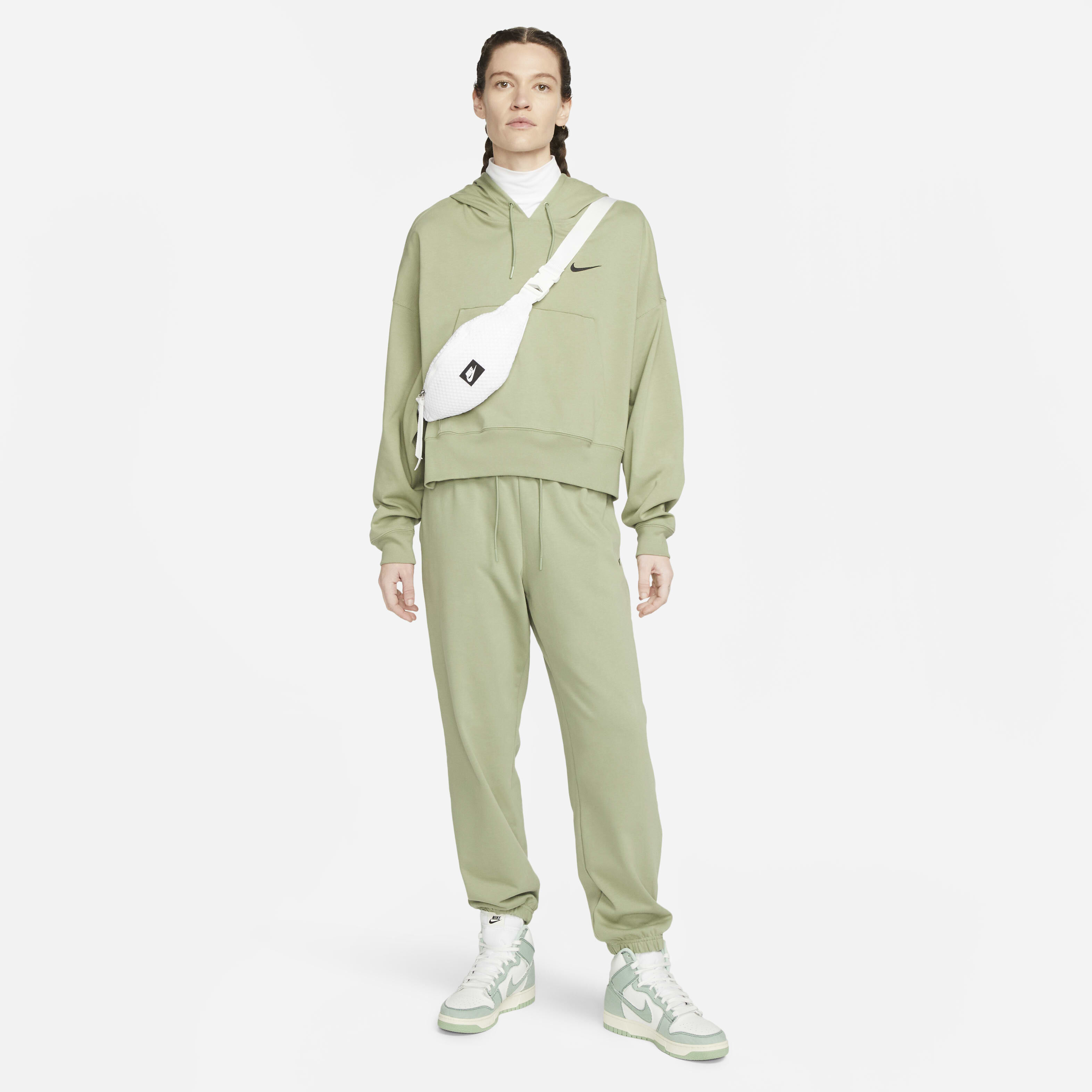 نايكي سبورتسوير image number 6