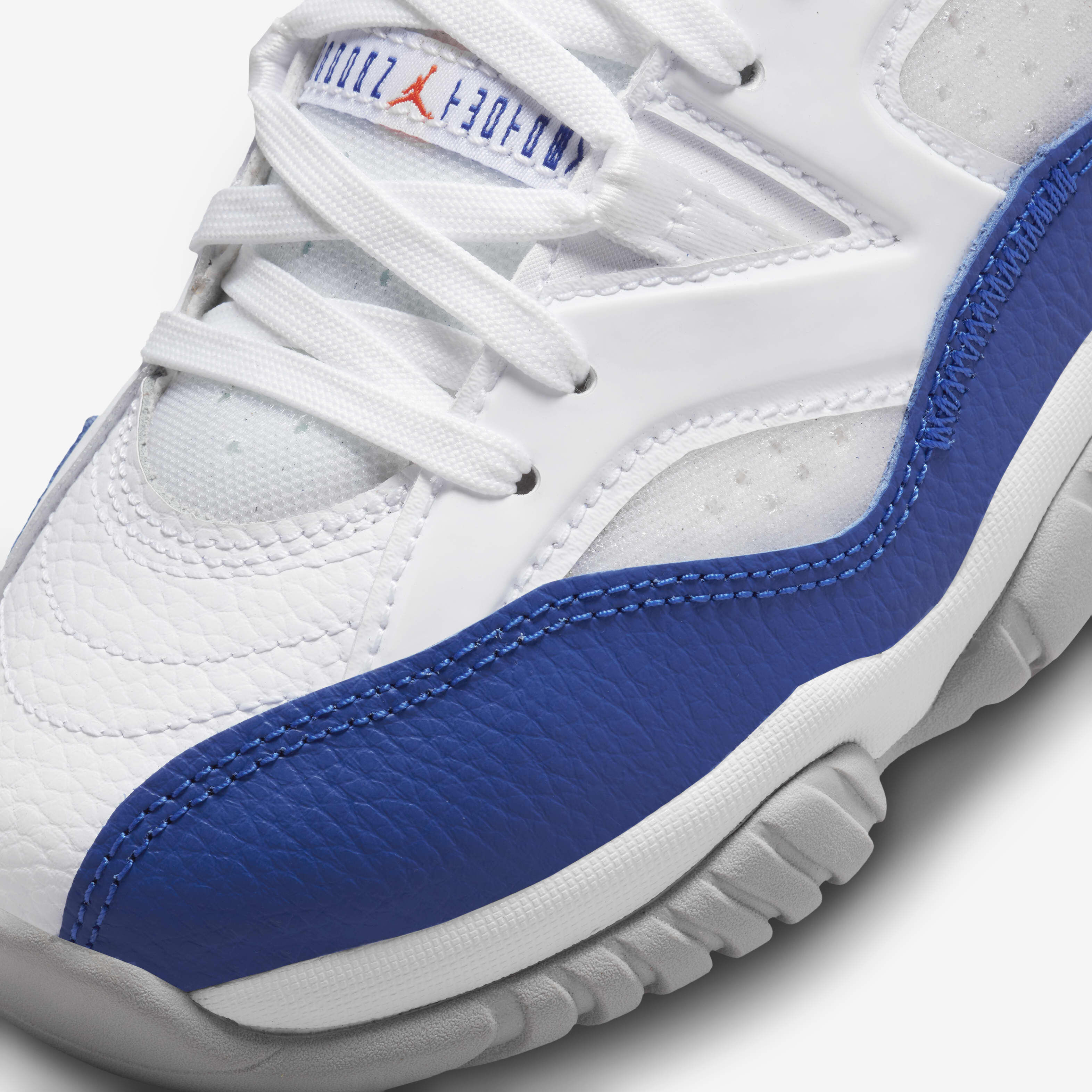 Jumpman Two Trey image number 6