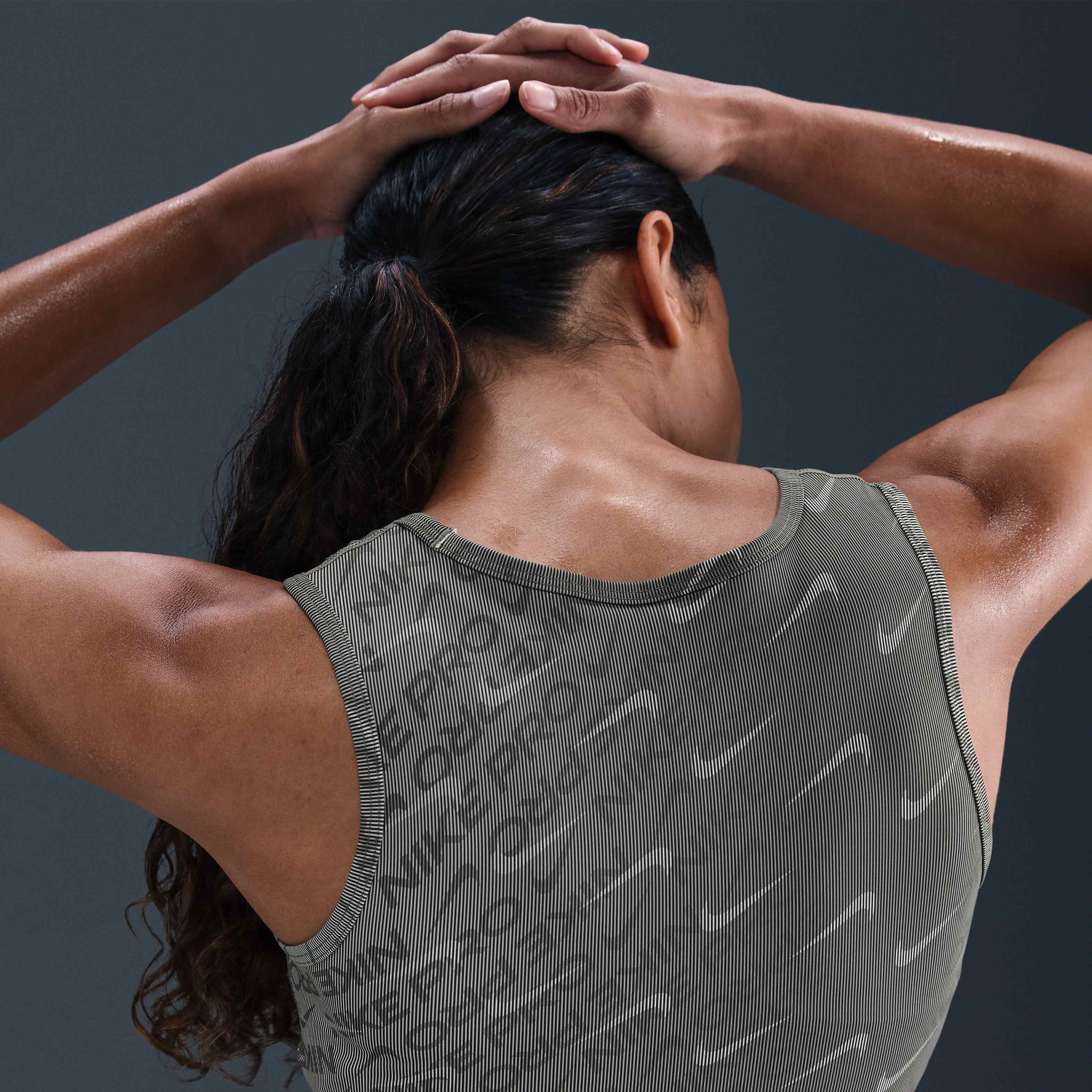 نايكي برو image number 1