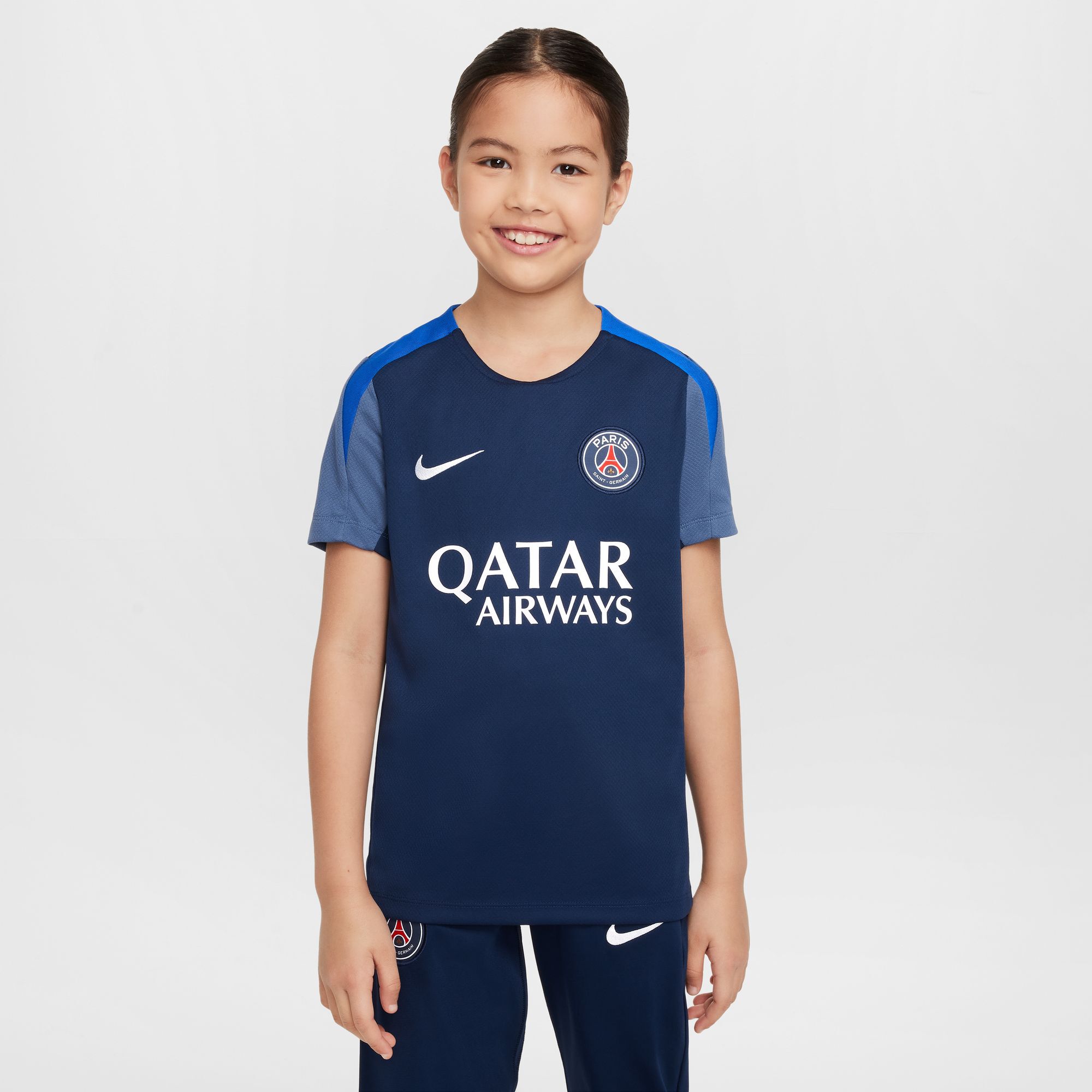 ★Nike★ Paris Saint-Germain Nike Football T-Shirt M Midnigh Paris Saint-Germain Men's Nike Football T-Shirt. Nike ID