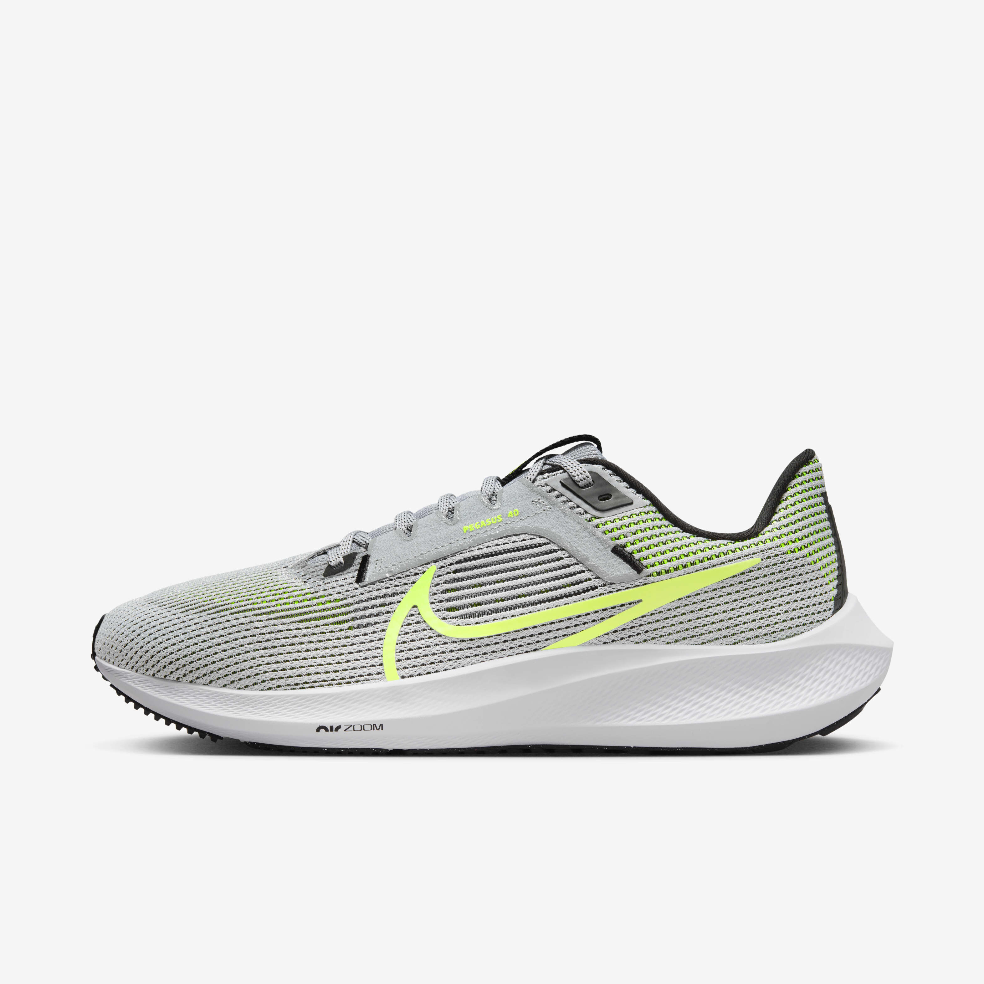 Nike Pegasus 40 グレー新品、未使用 Buy Nike Pegasus 40 Men's Road Running Shoes - Wolf Grey/Black