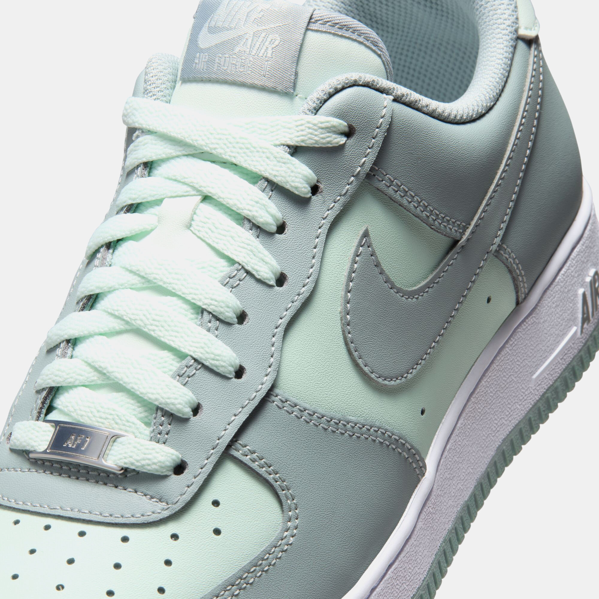 Nike Air Force 1 '07 image number 9