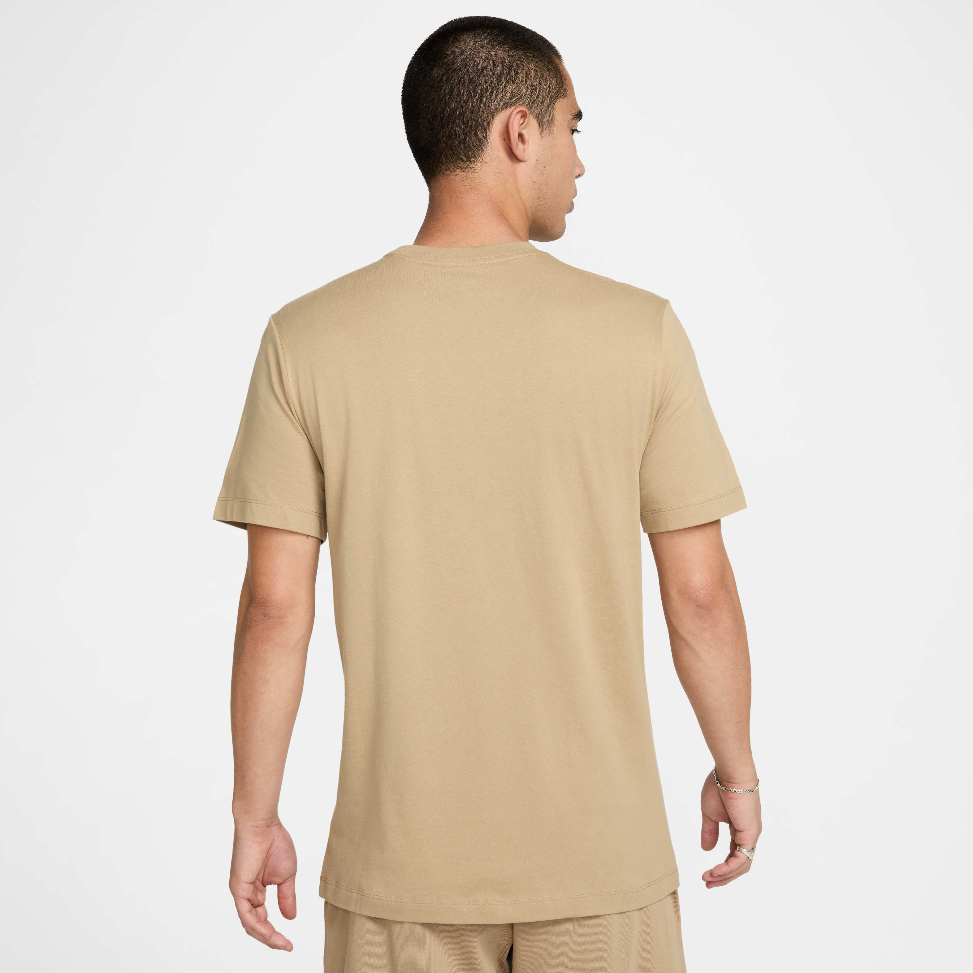 نايكي سبورتسوير كلوب image number 1