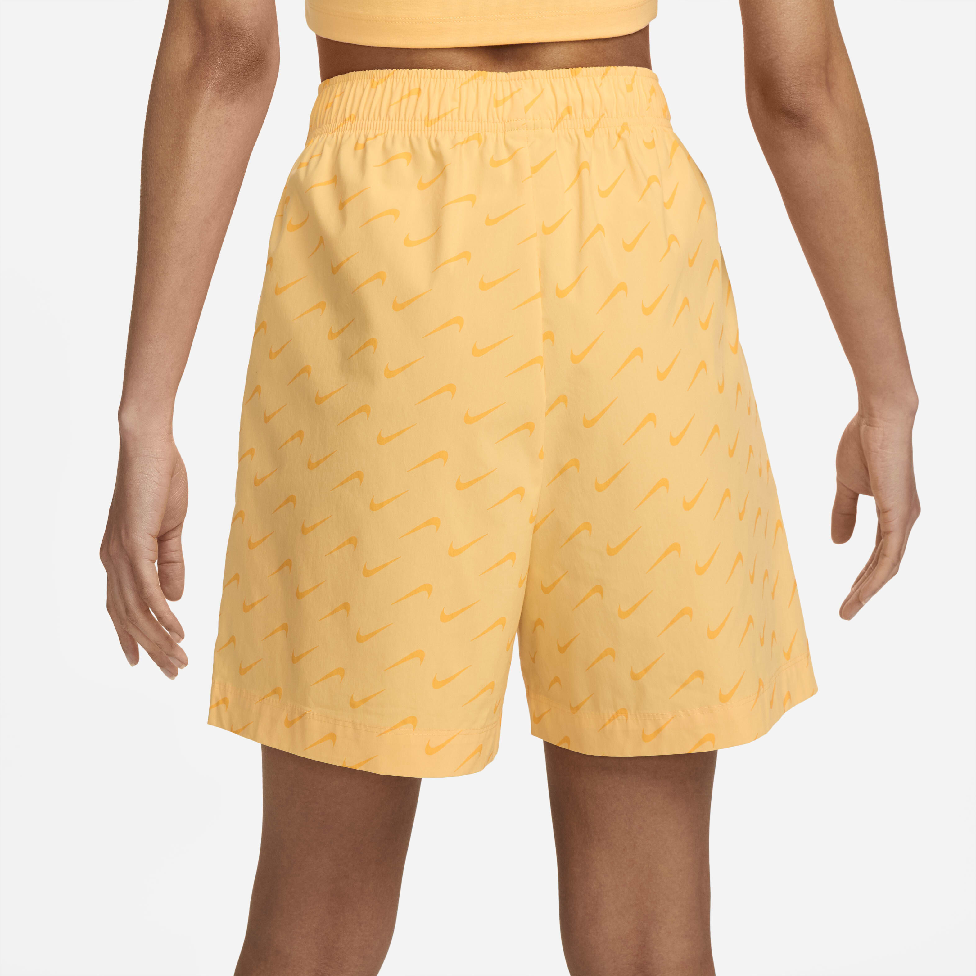 Nike Sportswear Everyday Modern image number 2