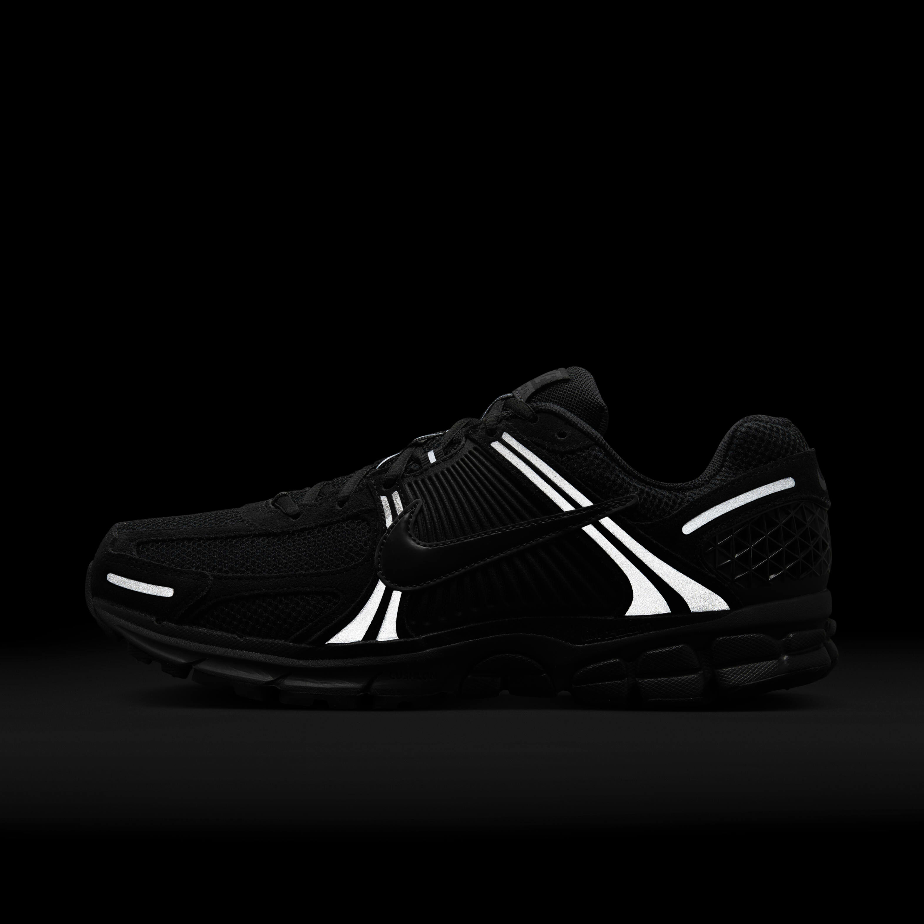 Buy Nike Zoom Vomero 5 Men's Shoes - Black/Anthracite/Metallic