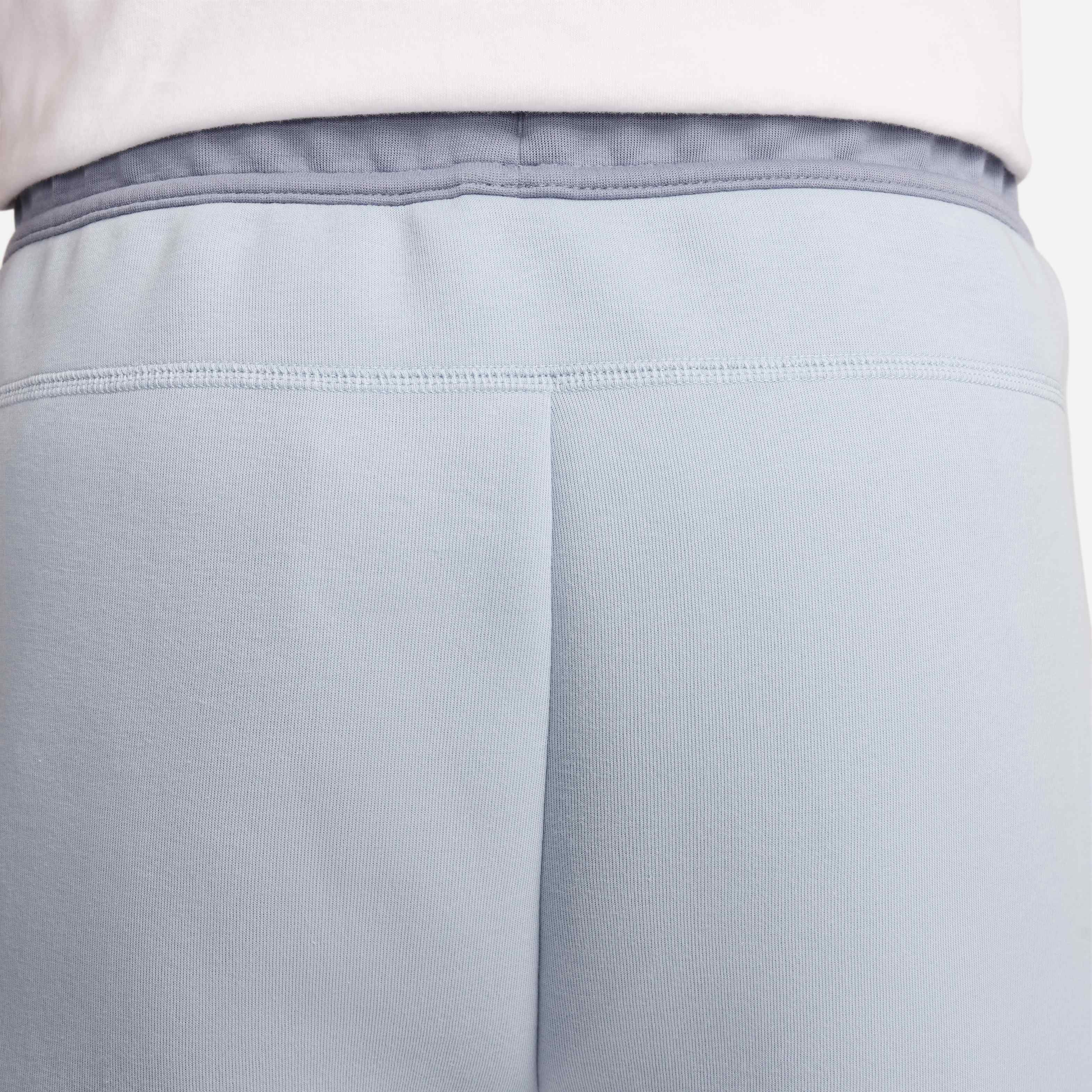 Nike Sportswear Tech Fleece image number 6