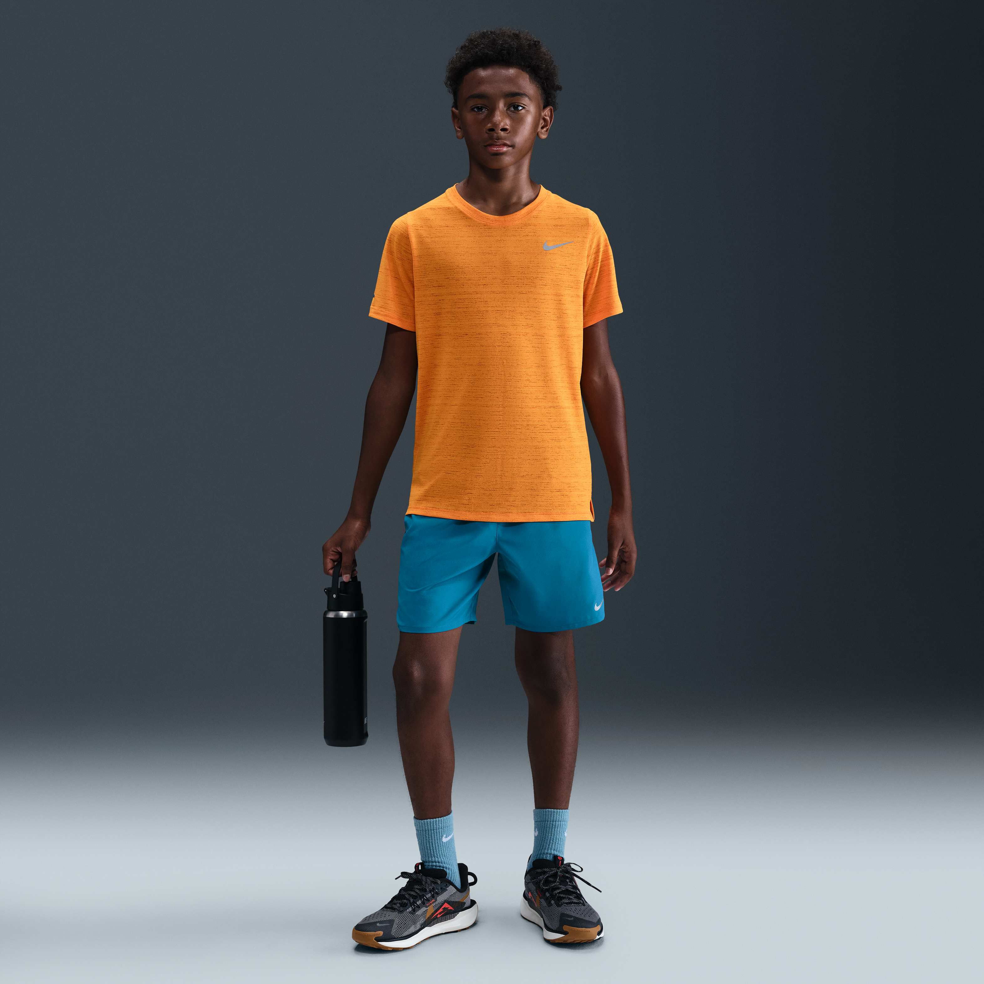 Nike Dri-FIT Challenger image number 0