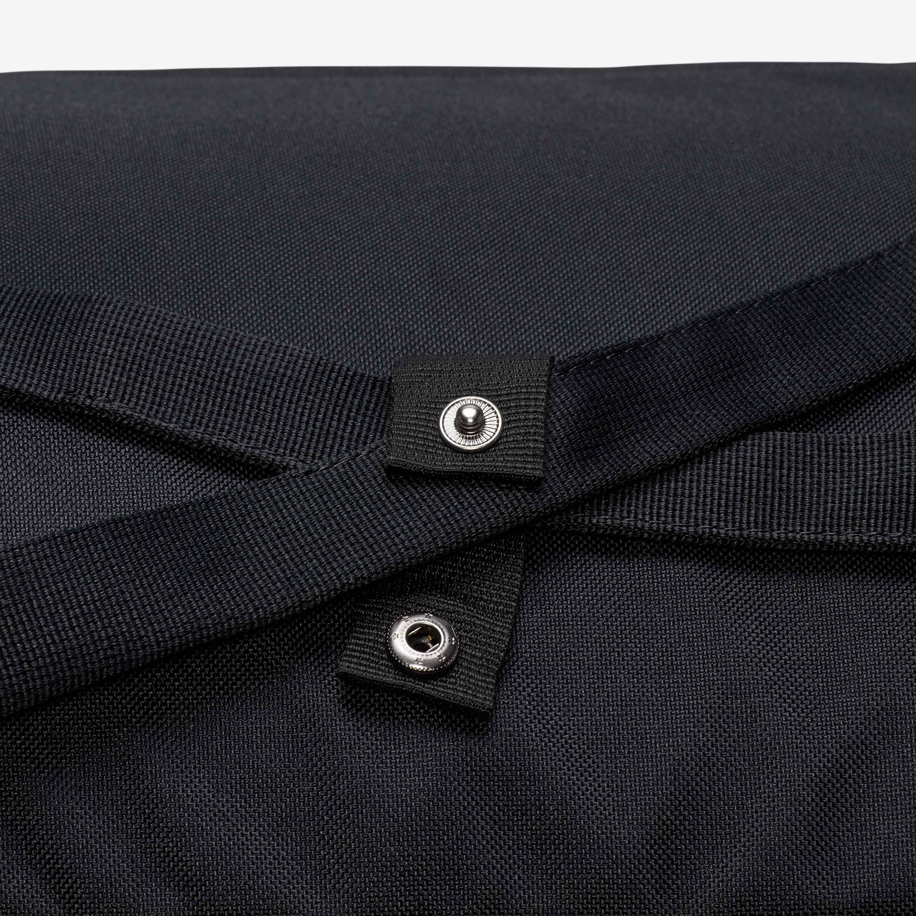 نايكي أكاديمي تيم image number 9