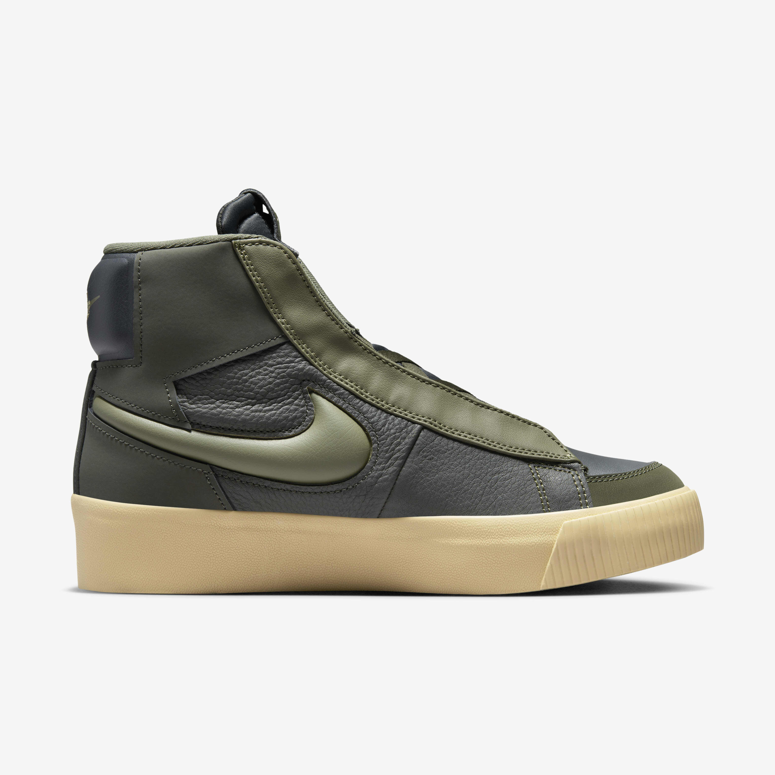 Nike Blazer Mid Victory image number 3