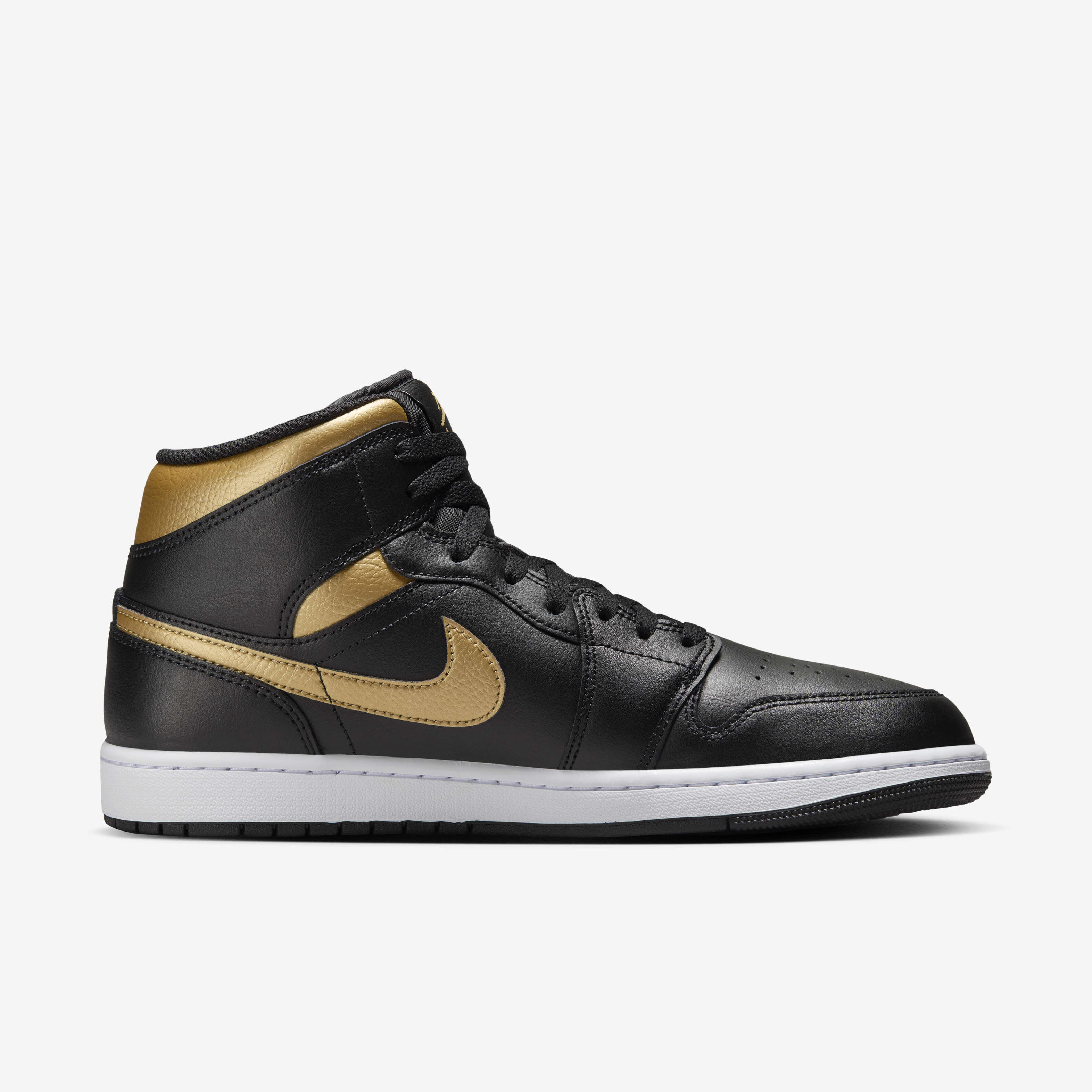 Air Jordan 1 Mid image number 2