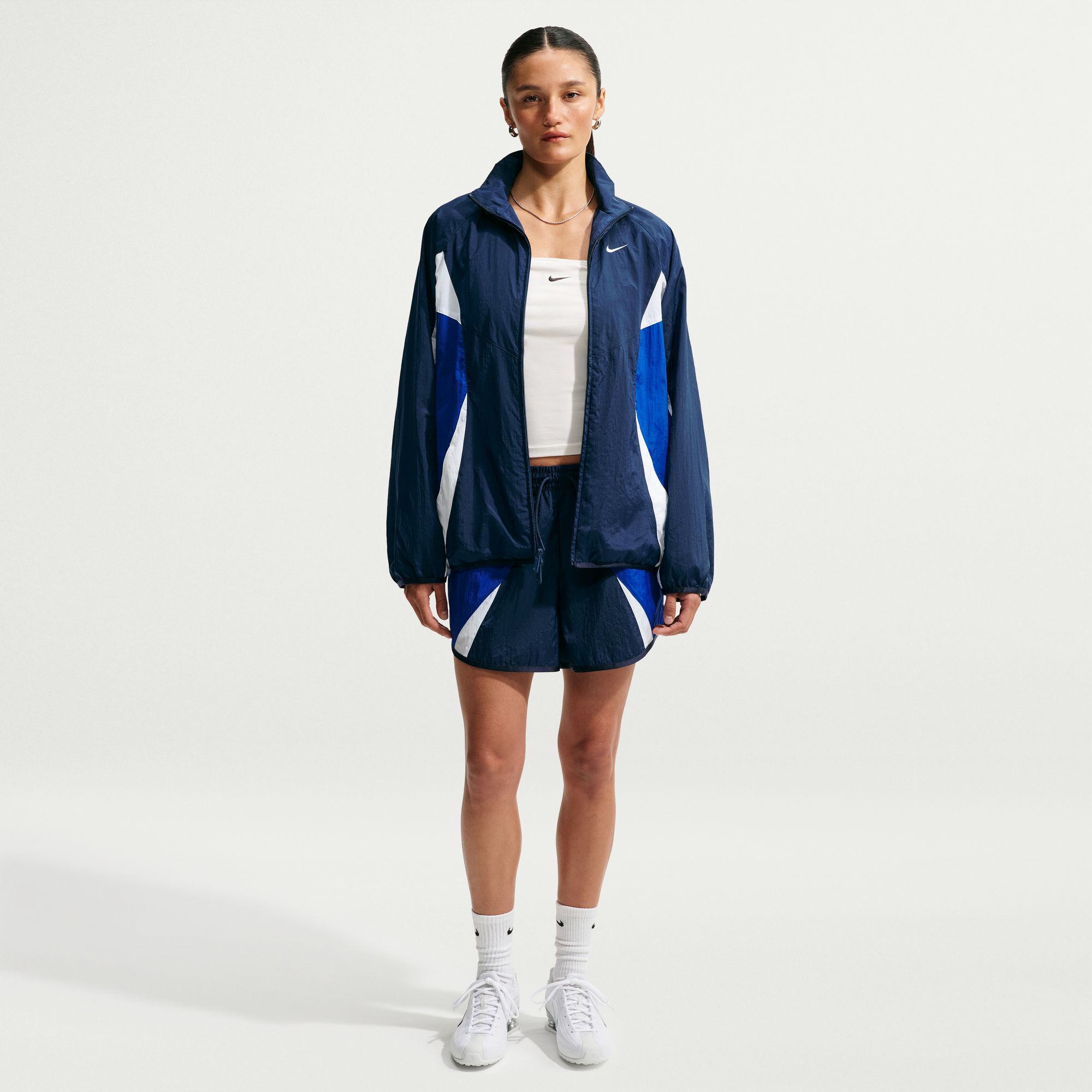 Nike Sportswear image number 0