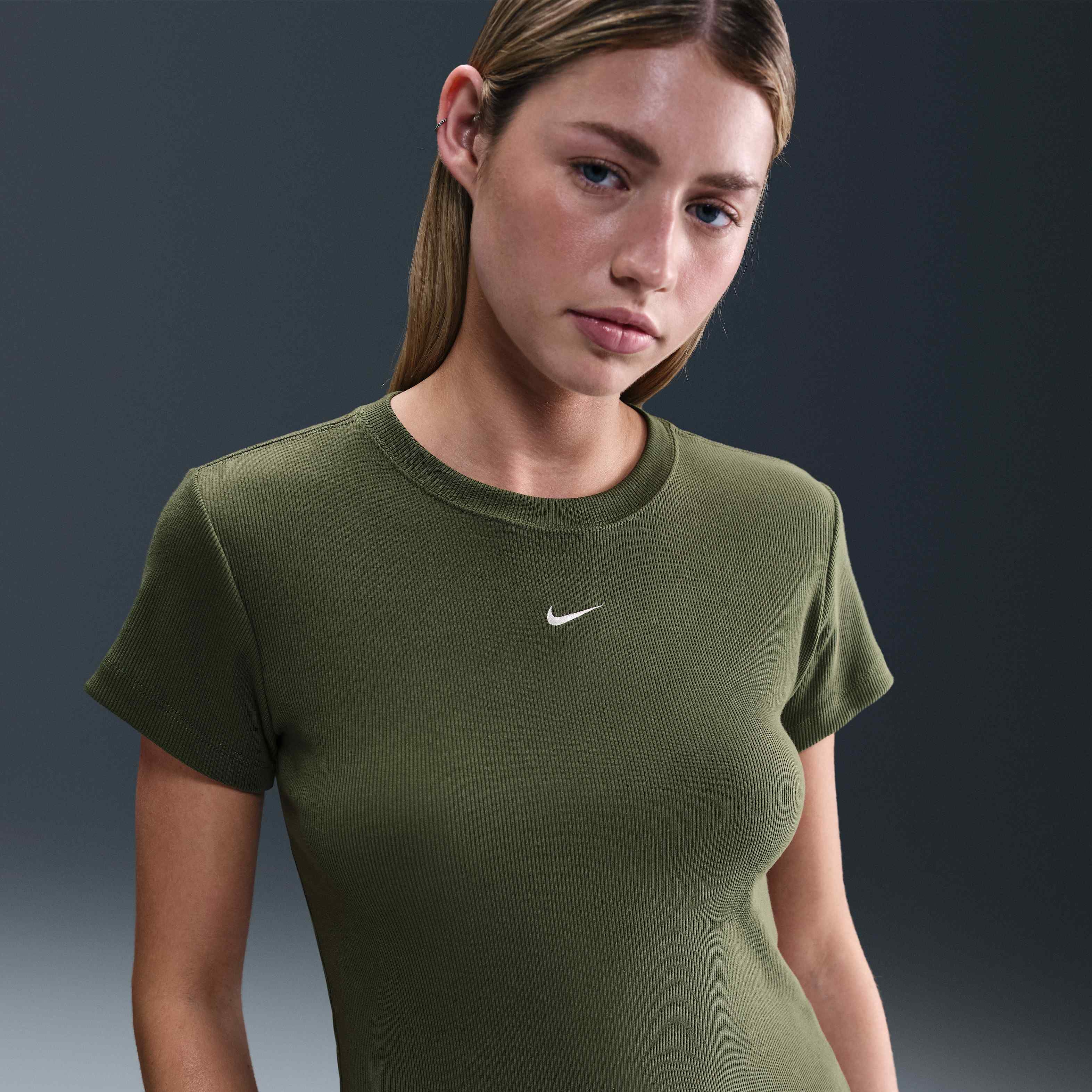 Nike Sportswear image number 0