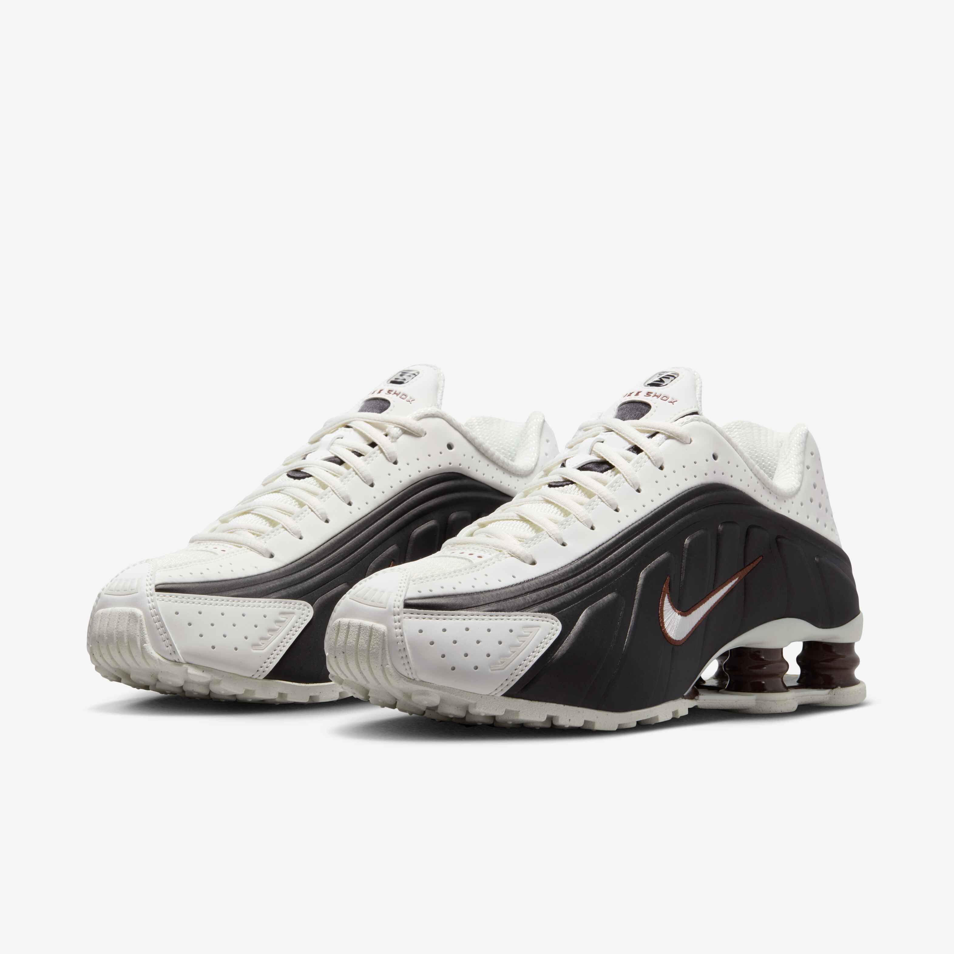 Nike Shox R4 image number 4