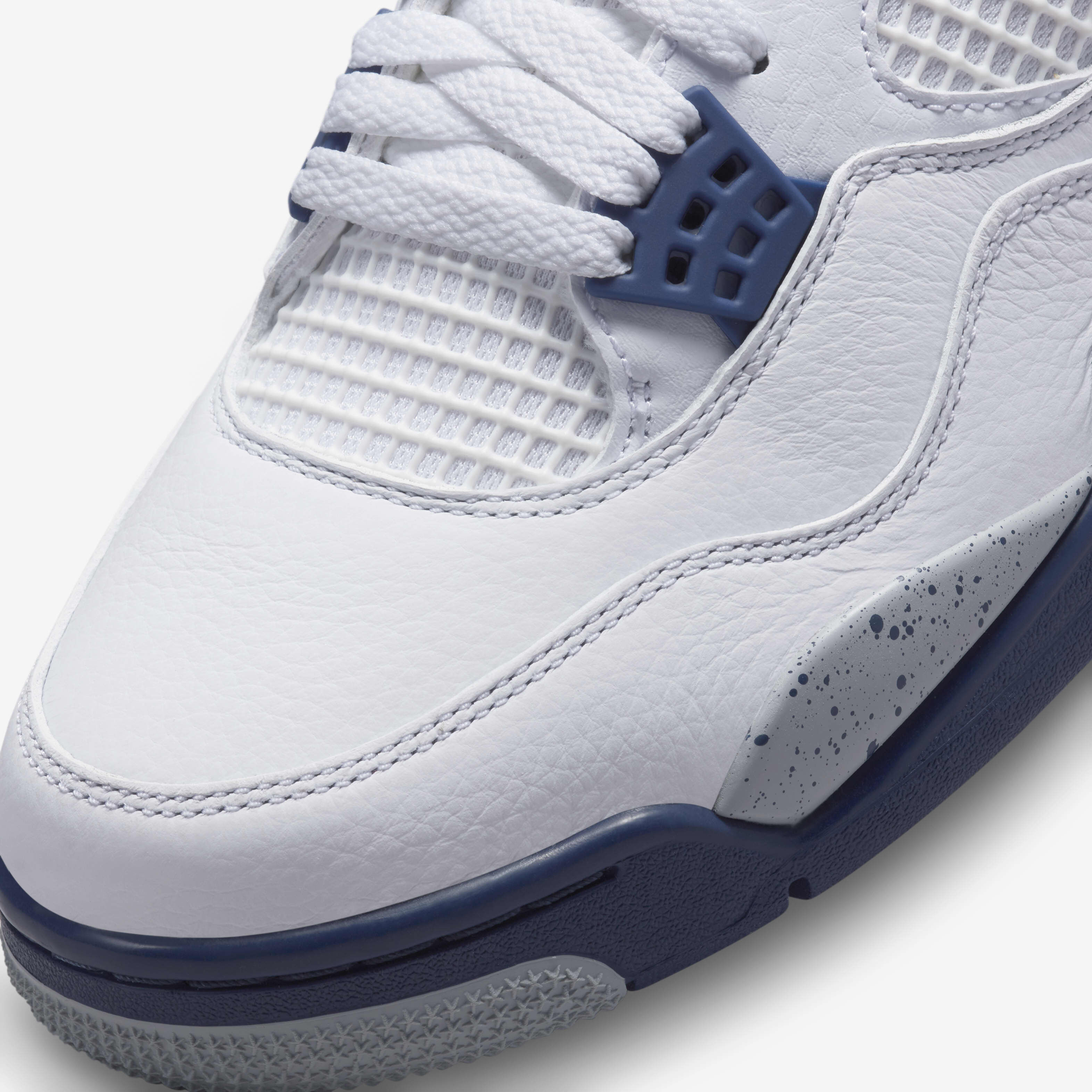 Air Jordan 4 Retro image number 6