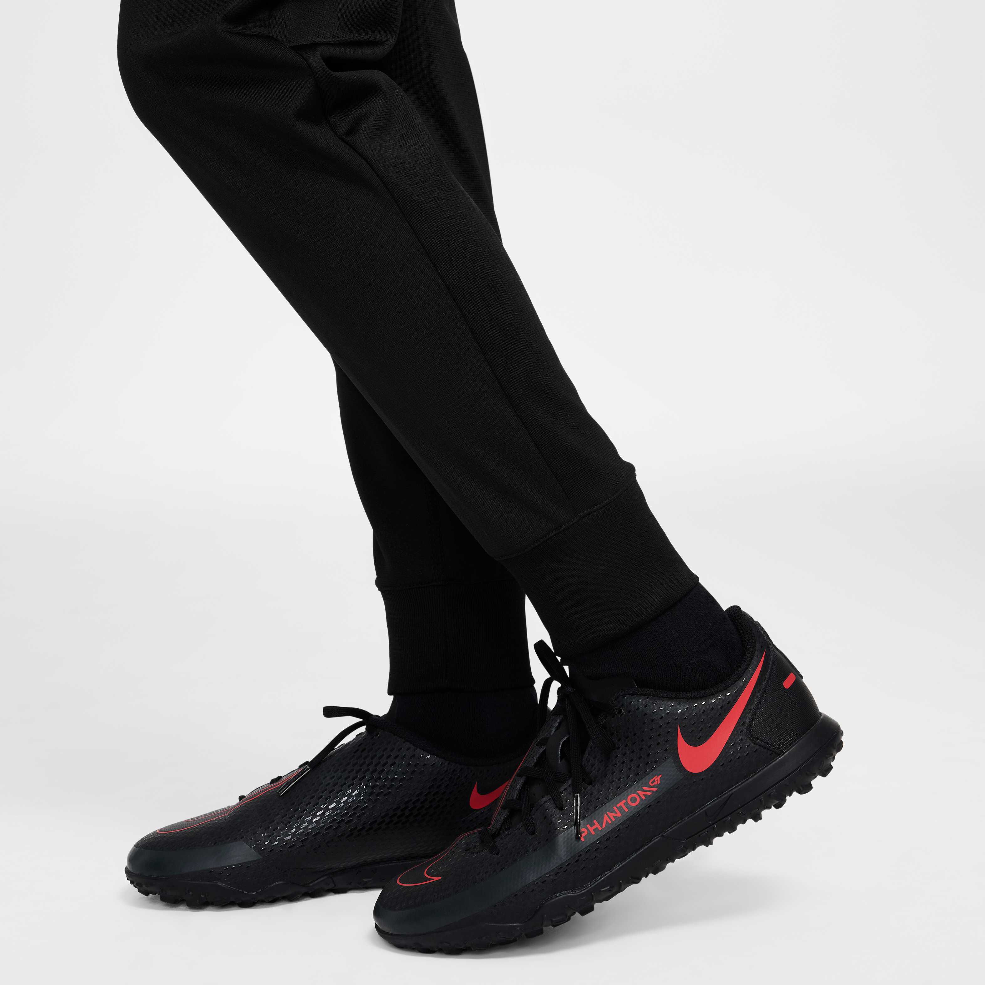 Liverpool F.C. Strike Special Edition image number 14