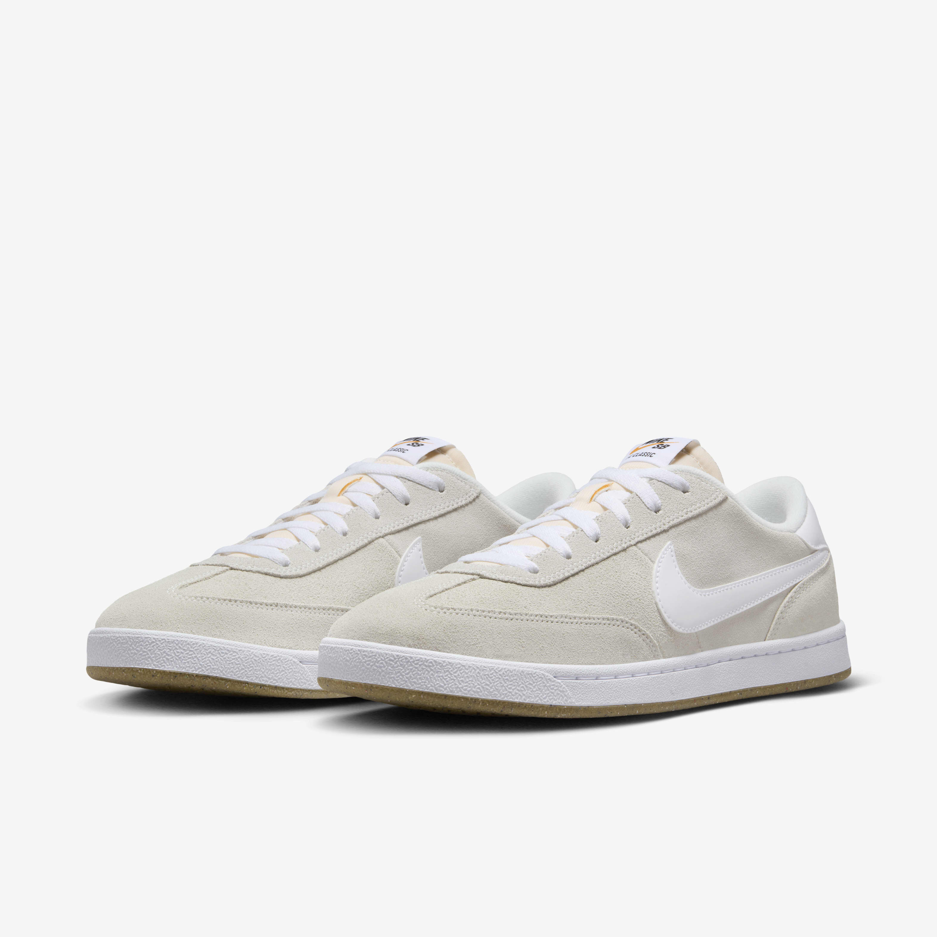 Nike shoes classic top
