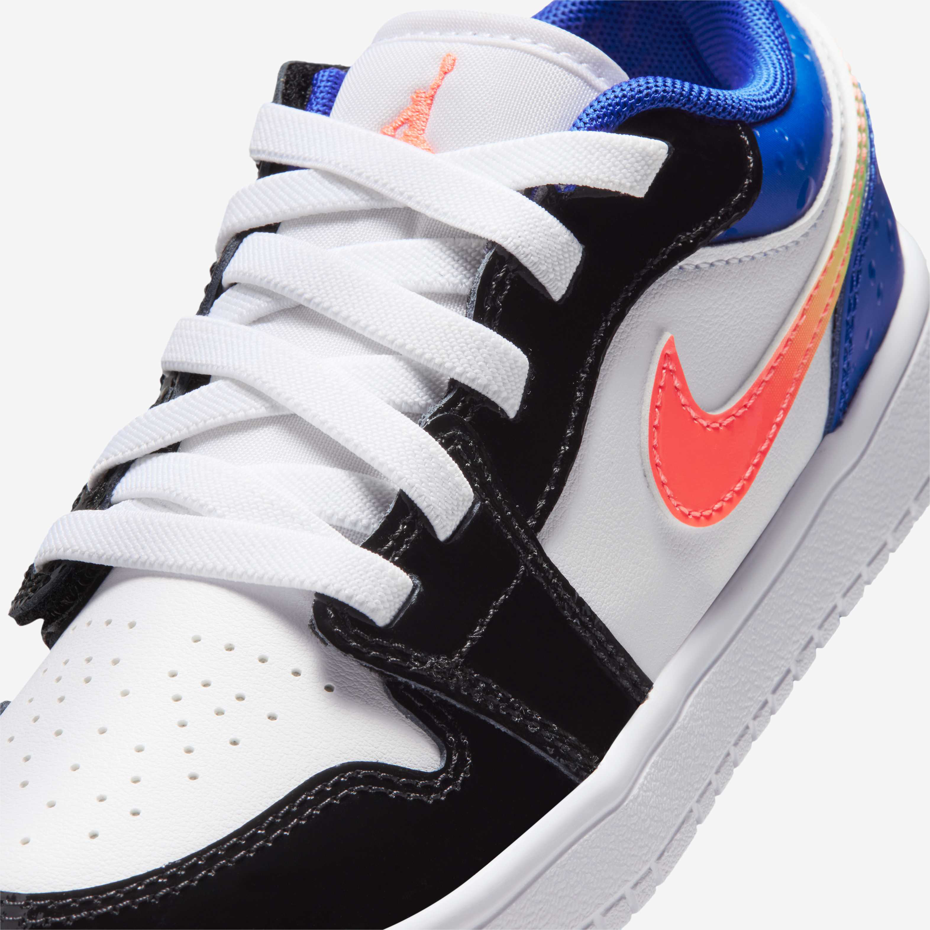 Jordan 1 Low Alt SE image number 6